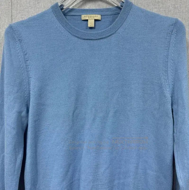Burberry Burberry Light Blue Women's Wool Knit Sweater. Size S / US 4 / IT 40 - 3 Thumbnail