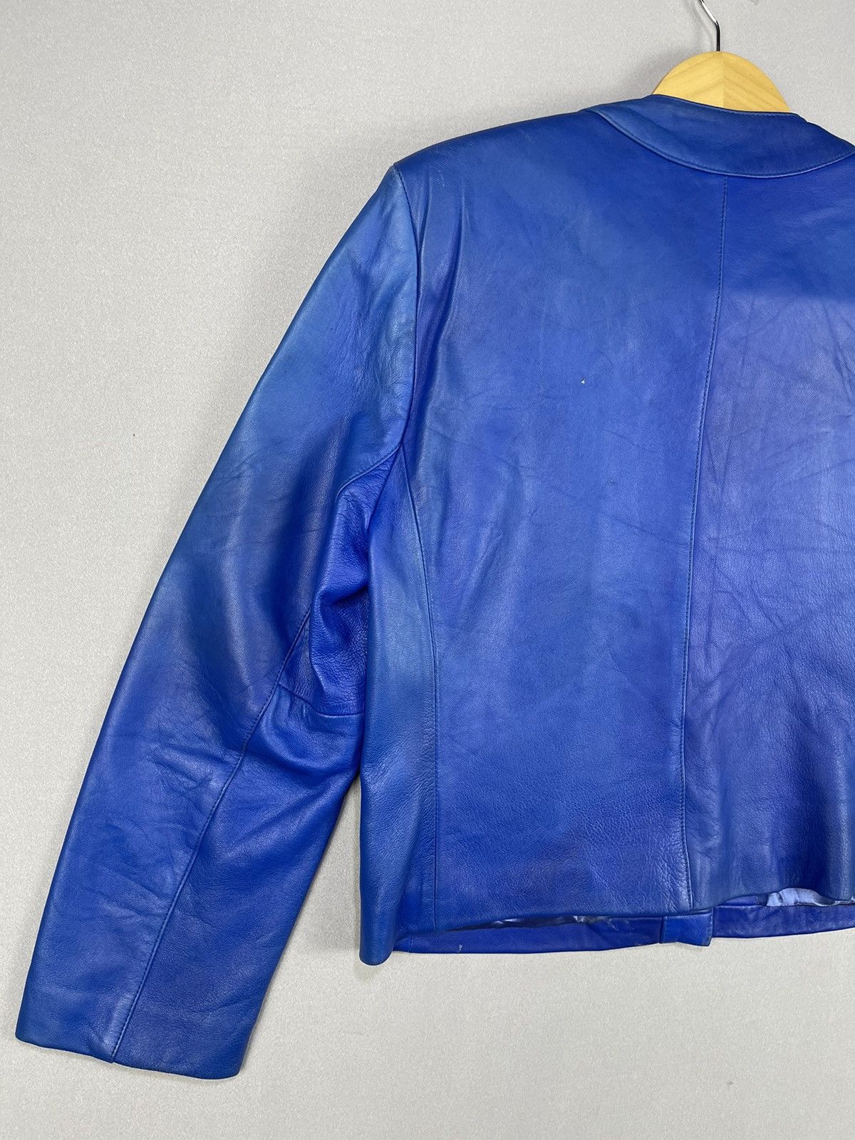 Vintage Vintage VALERIO Star Leather Company Crop Top Size S / US 4 / IT 40 - 9 Thumbnail
