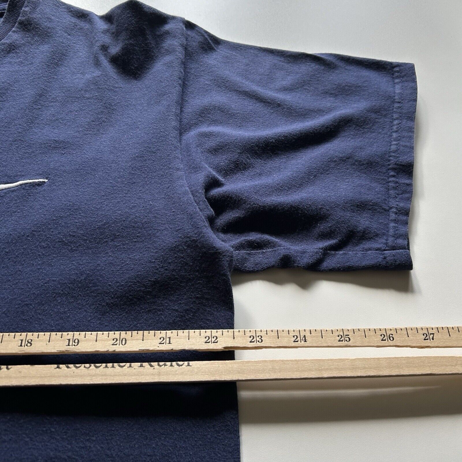 Nike Vintage 90s Nike Air Swoosh Basic V Neck T Shirt Medium Blue Size US M / EU 48-50 / 2 - 4 Thumbnail