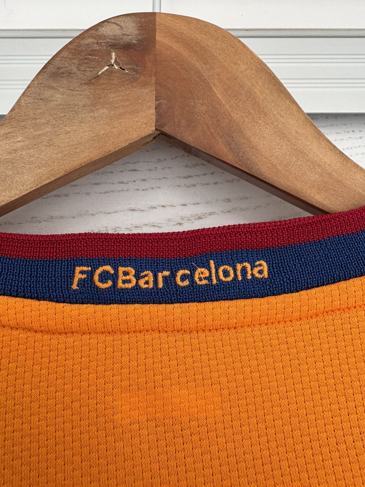 Nike Vintage Barcelona 2006-2007 Away Soccer Jersey Football Kit Size US S / EU 44-46 / 1 - 14 Thumbnail