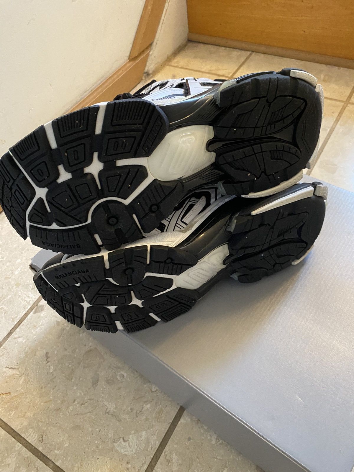 Balenciaga Balenciaga high top runner Size US 11 / EU 44 - 6 Thumbnail