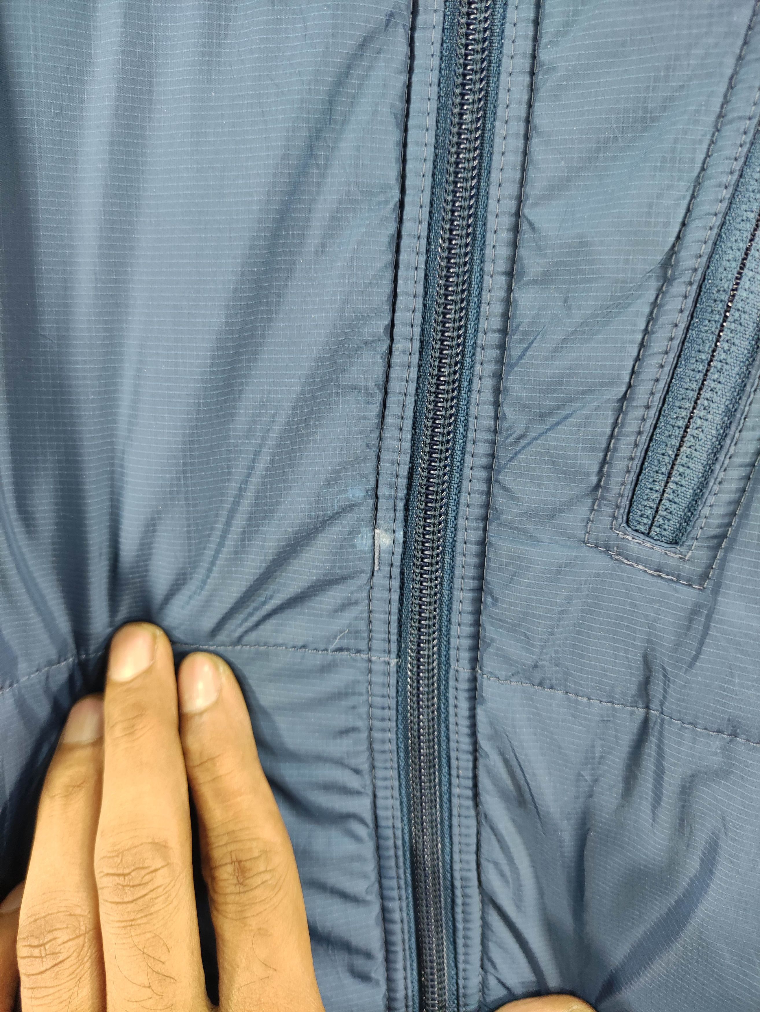 Patagonia Vintage Patagonia Light Puffer Jacket Zipper Size US L / EU 52-54 / 3 - 3 Thumbnail