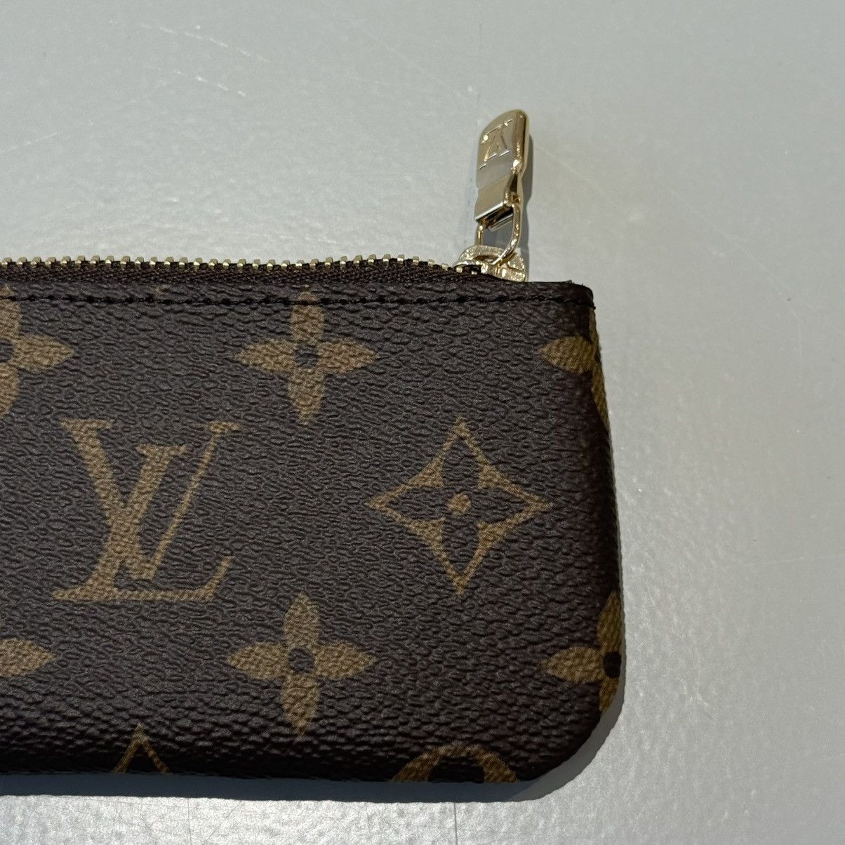Louis Vuitton Louis Vuitton Key Pouch Monogram Brown Size ONE SIZE - 3 Thumbnail