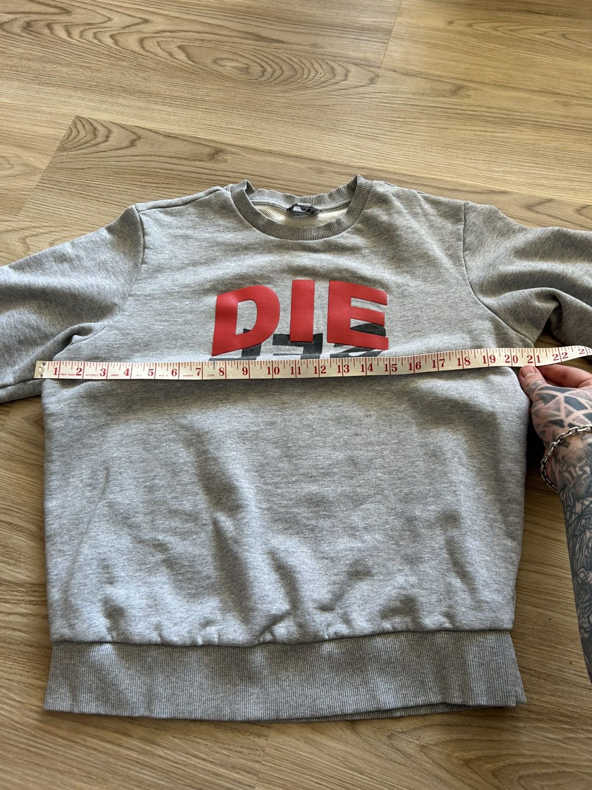 Diesel Diesel Mirror Logo Spell Out Crewneck Sweater Size US S / EU 44-46 / 1 - 5 Thumbnail