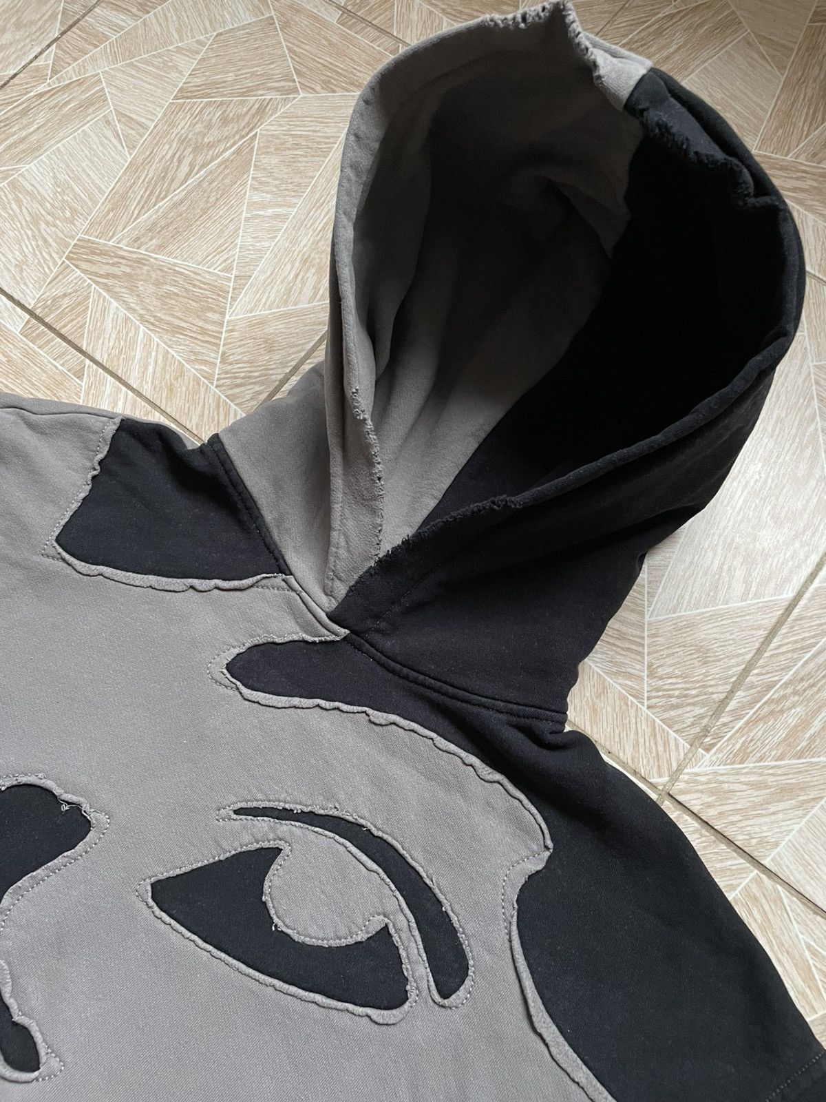 Designer × Jaded London Avant Garde Distressed Jaded London Applique Face Hoodie Size US XL / EU 56 / 4 - 2 Thumbnail