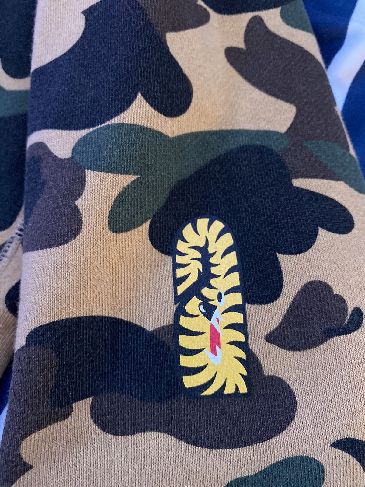 Bape 1ST CAMO PONR SHARK HALF ZIP HOODIE Size US S / EU 44-46 / 1 - 12 Thumbnail