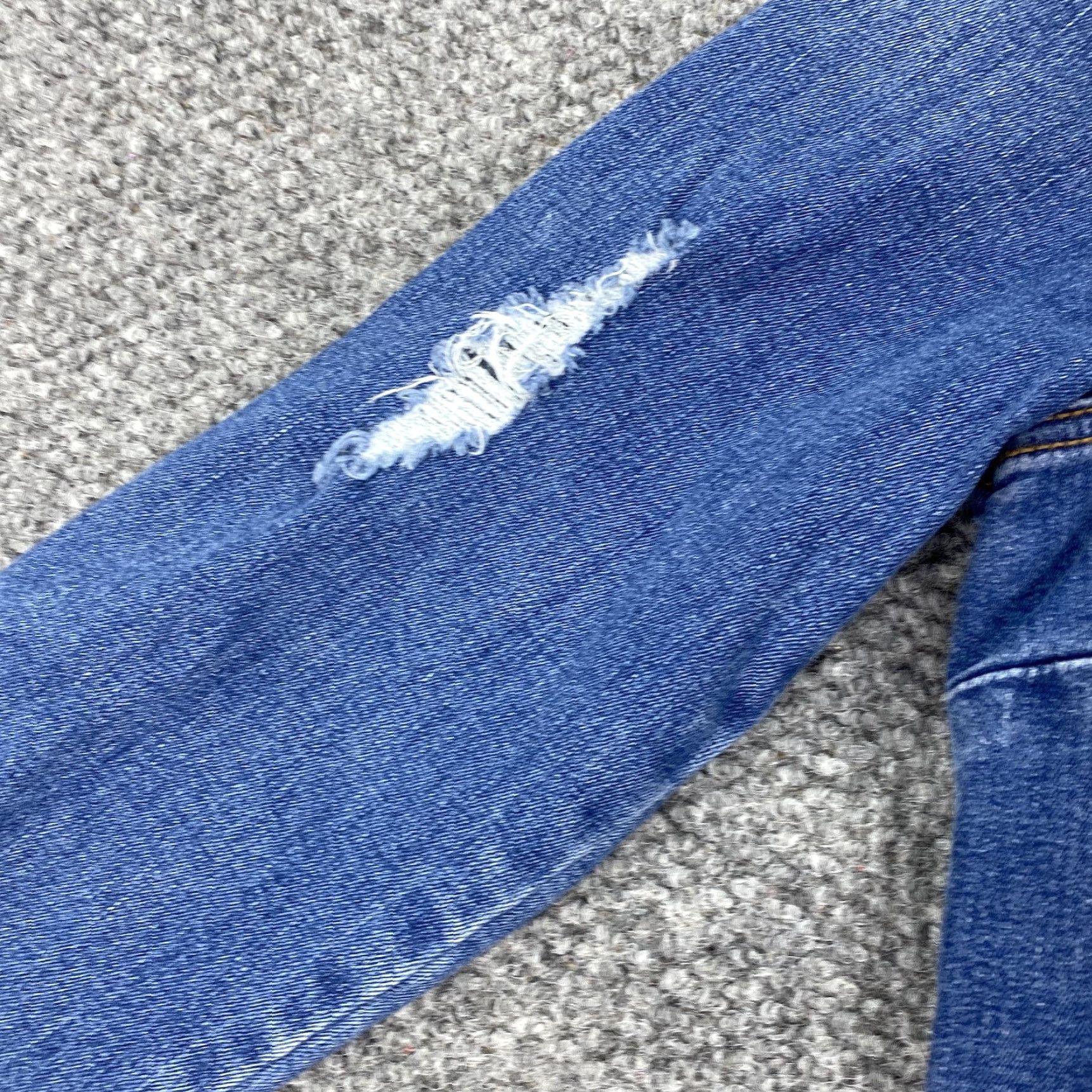 Vintage KUT from the Kloth Shirt Womens Medium Blue Denim Distressed Snap Button Western Size M / US 6-8 / IT 42-44 - 7 Thumbnail