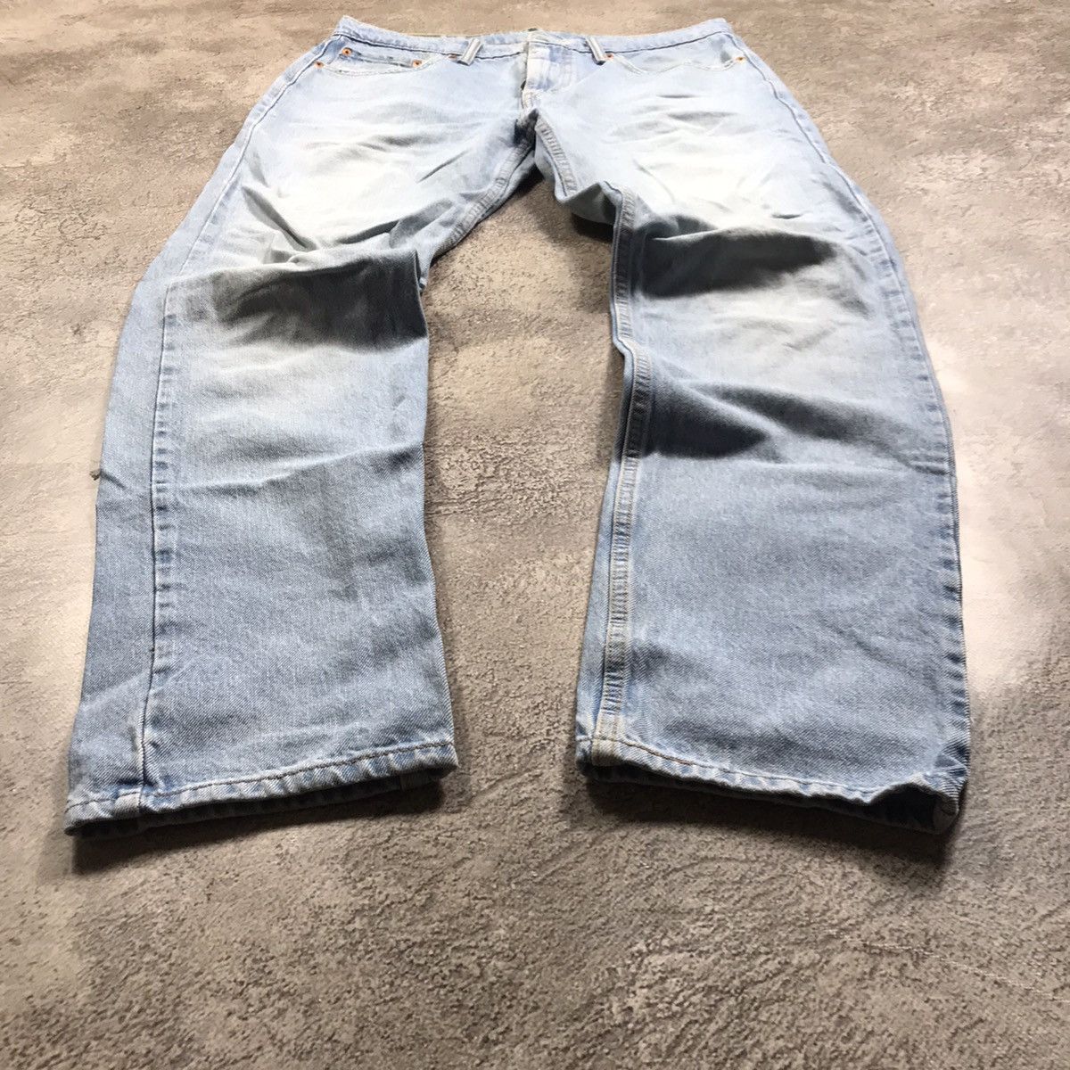 Vintage Vintage 90s Levis Distressed Baggy Jeans Grunge Thrashed 33 Size US 33 - 1 Thumbnail