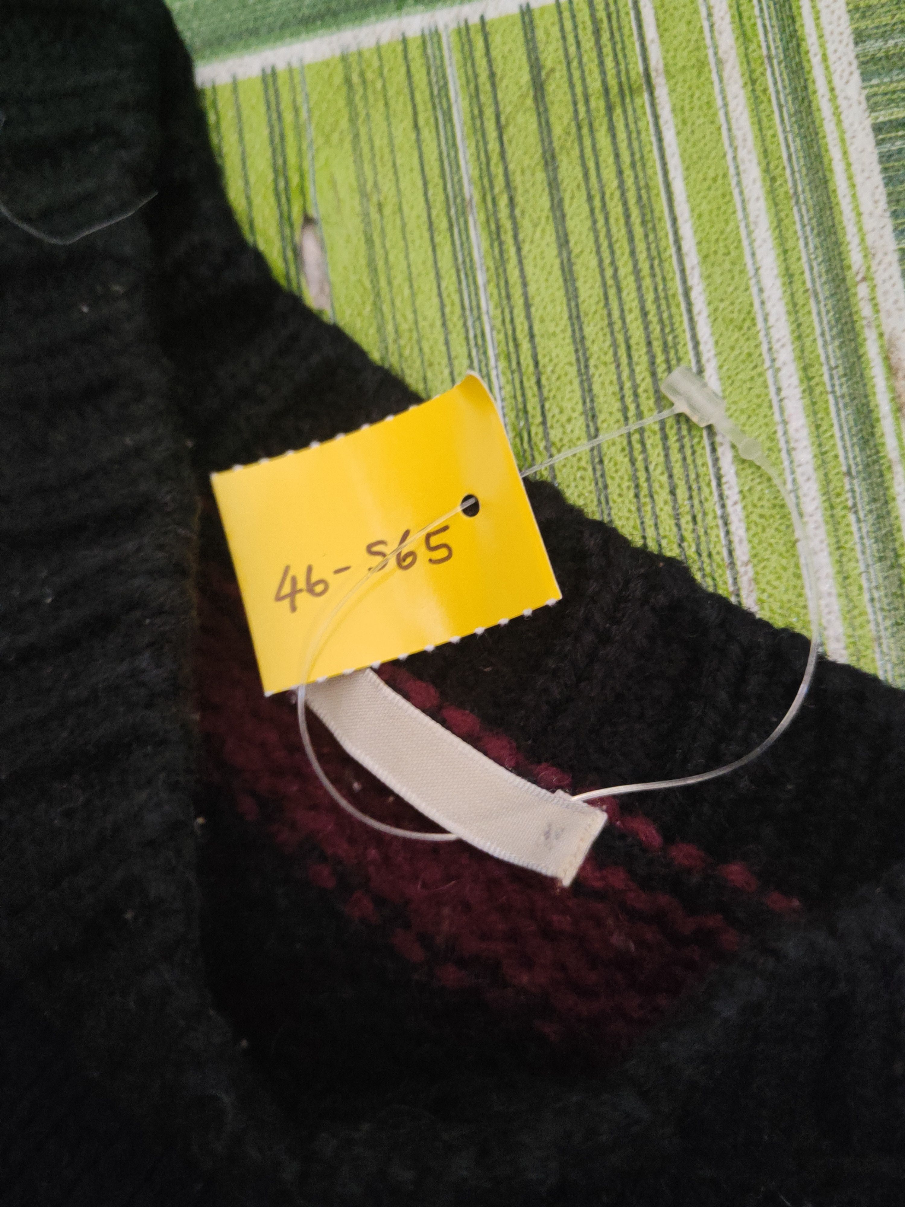 GU DL GU Black Maroon Knitwear Sweatshirts #46-565 Size US M / EU 48-50 / 2 - 12 Thumbnail