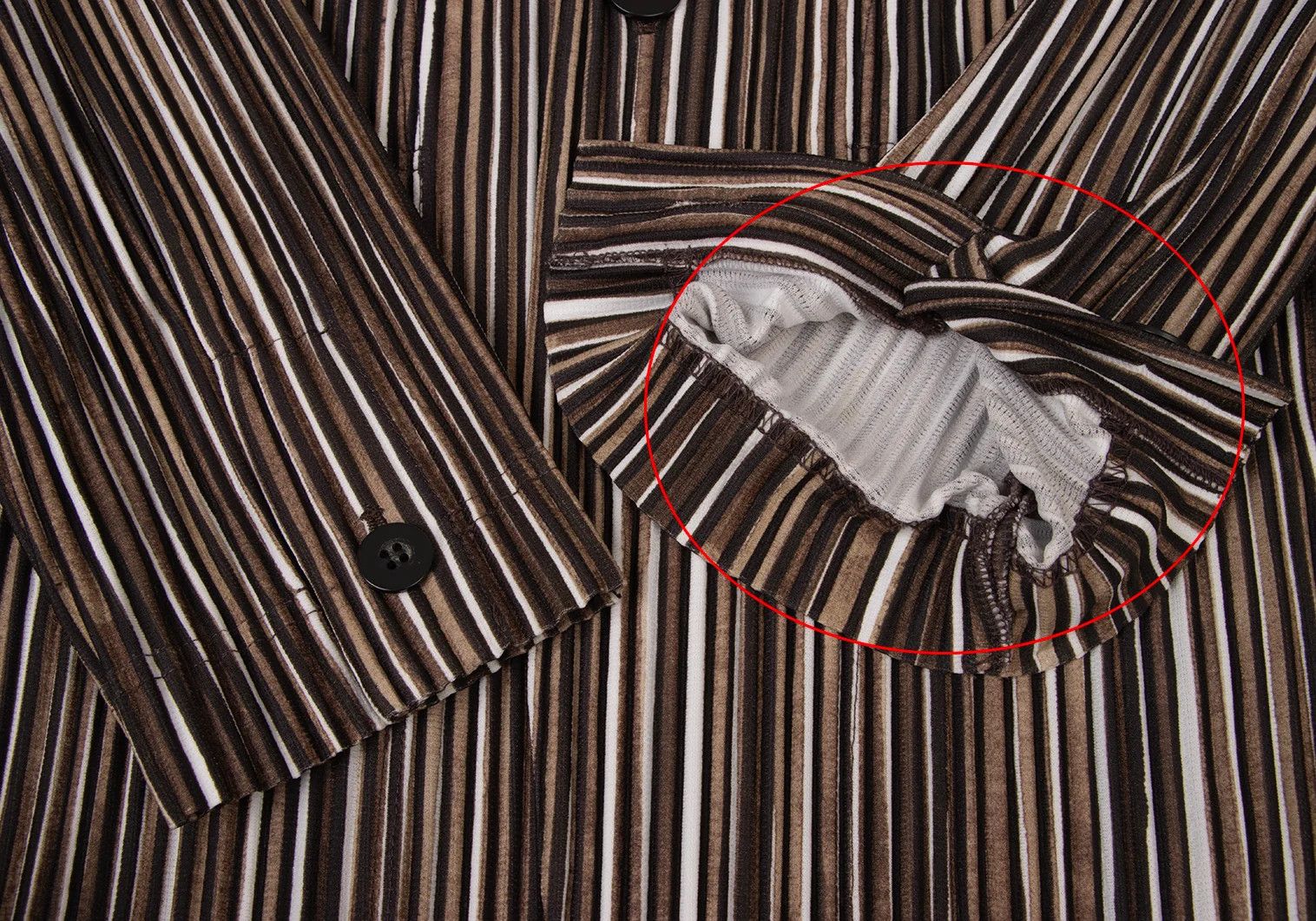 Issey Miyake Stripe Pleats 2B Jacket in Brown, White, and Black Size US S / EU 44-46 / 1 - 7 Thumbnail