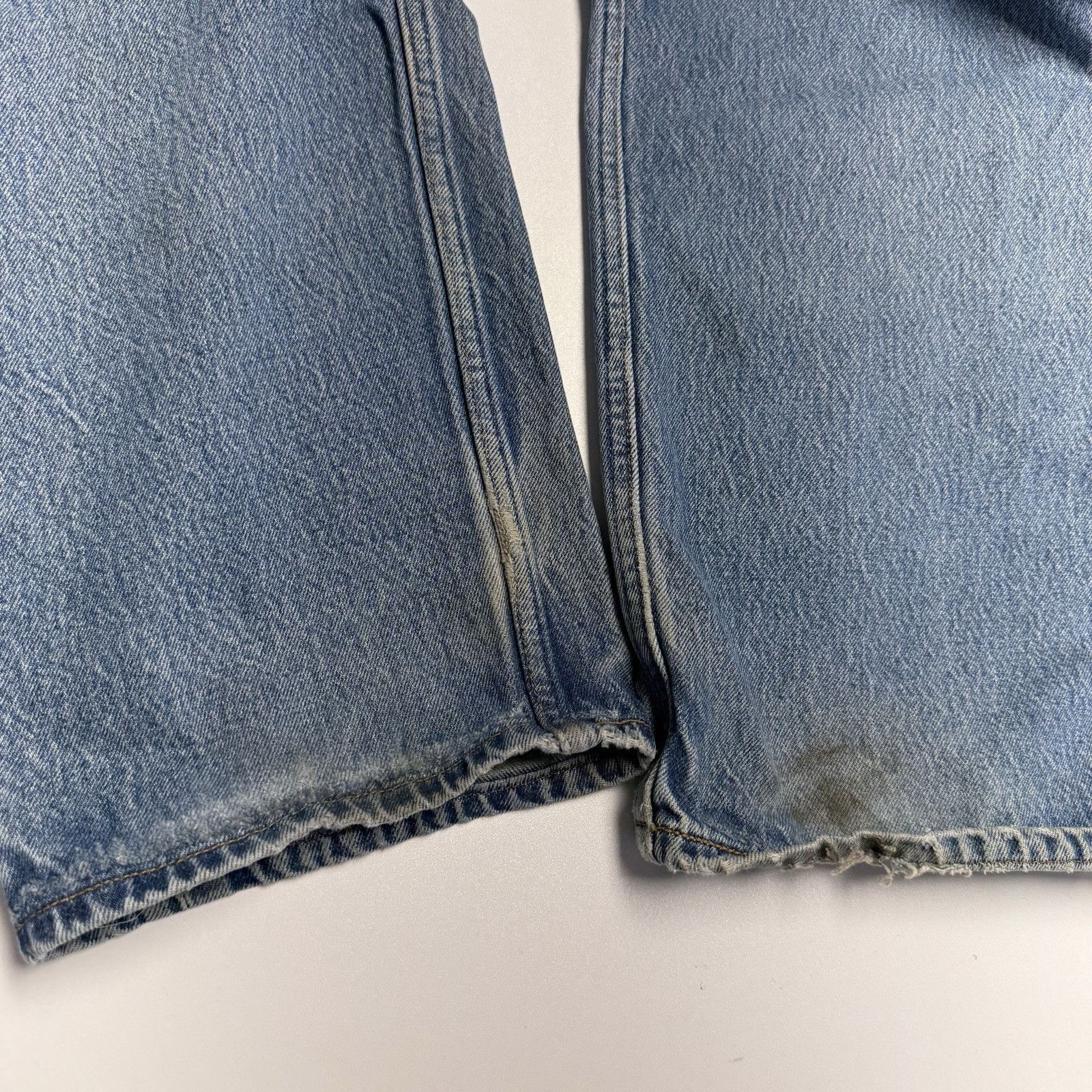 Levi's Vintage Levis 501 Jeans Mens 44x30 (40x27) Faded Blue USA Size US 44 / EU 60 - 10 Thumbnail
