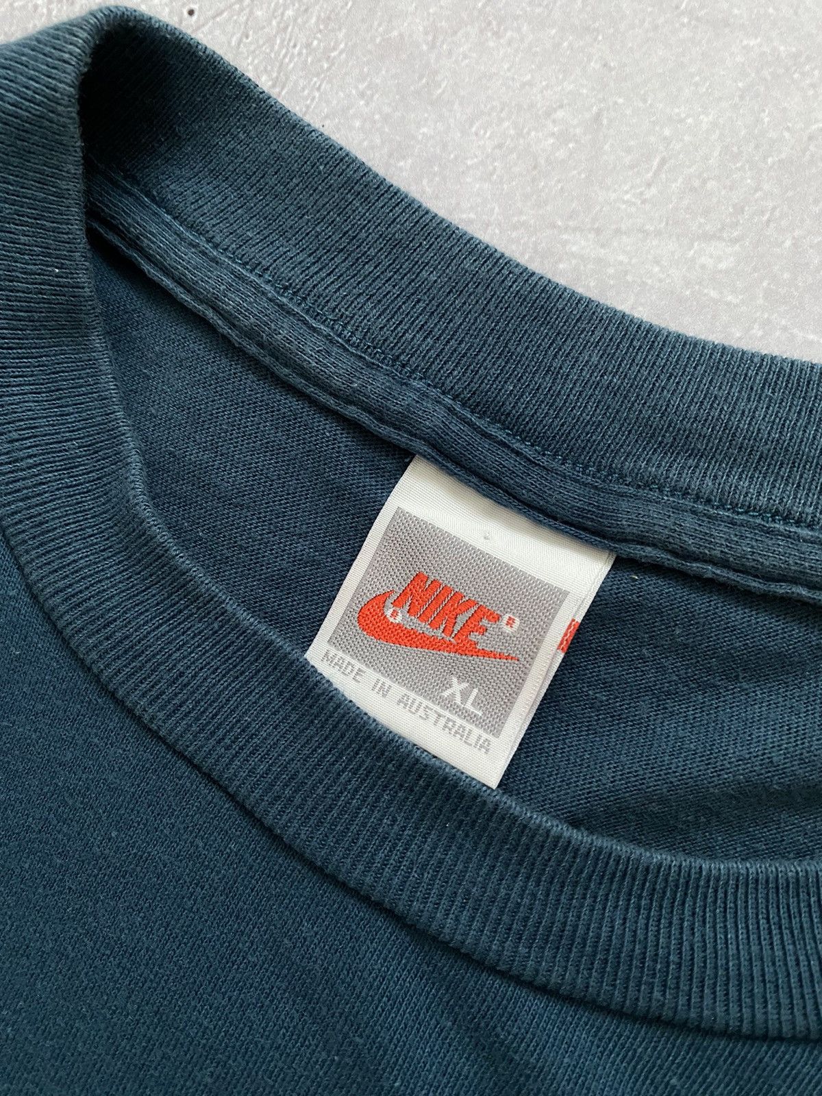 Nike × Vintage ⚠️Vintage nike big logo t shirt,rare,y2k,retro hype Size US XL / EU 56 / 4 - 5 Thumbnail