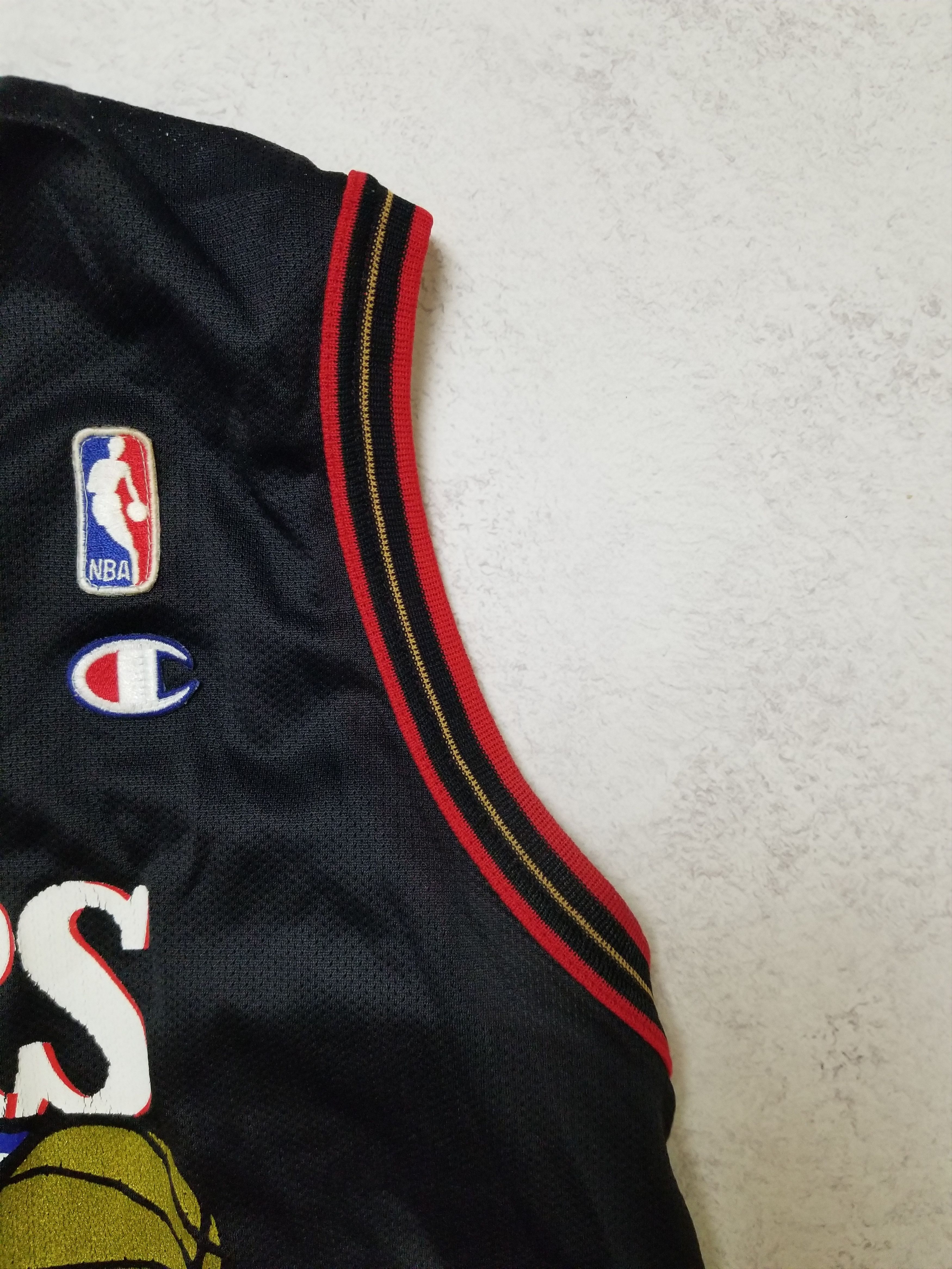 Champion Vintage NBA Philadelphia 76ers Allen Iverson Jersey Size 40 Size US L / EU 52-54 / 3 - 12 Thumbnail