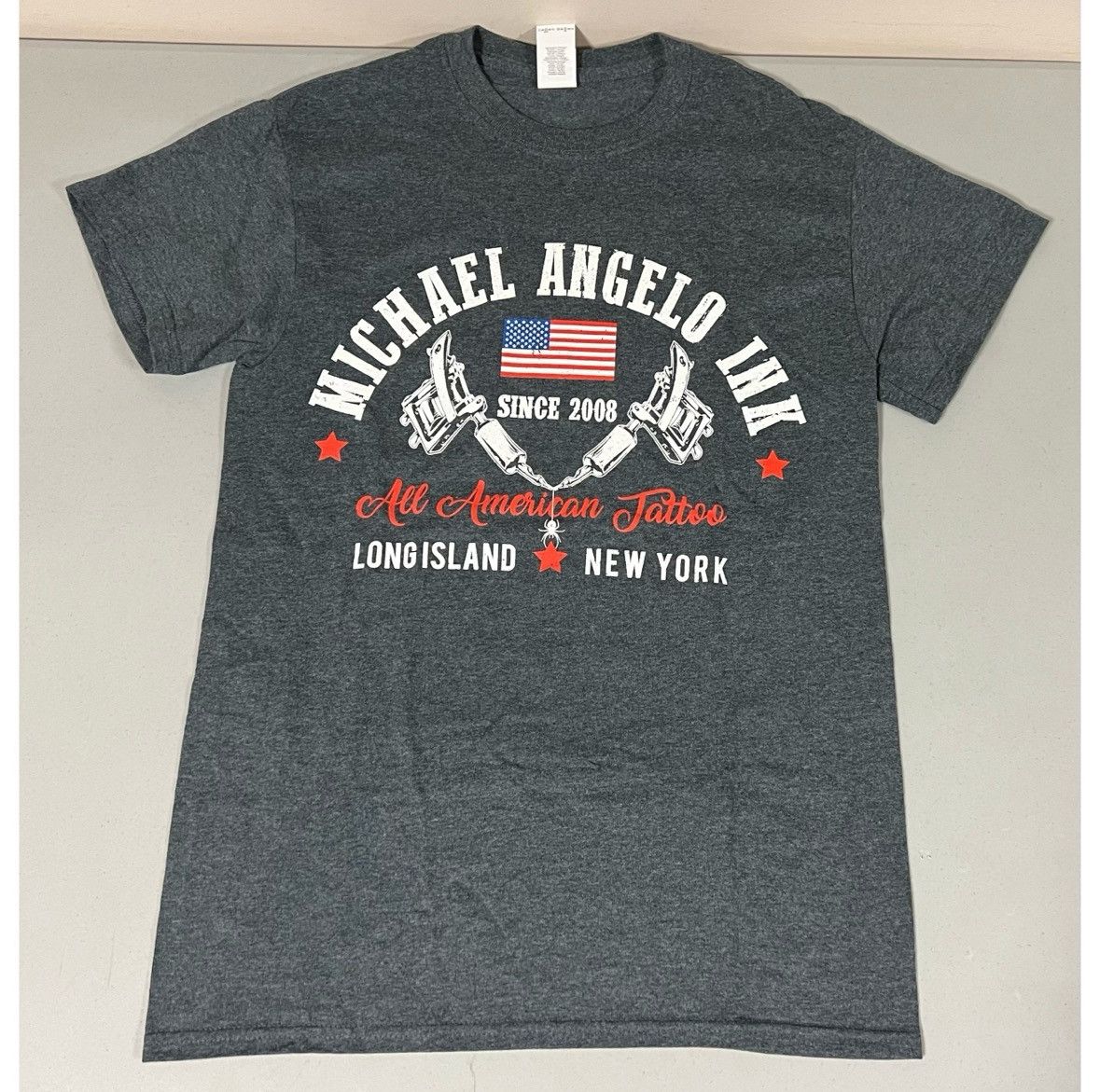 Gildan ‘Michael Angelo Ink: All American Tattoo’ Tee Shirt Size S ⛓️ Size US S / EU 44-46 / 1 - 1 Thumbnail