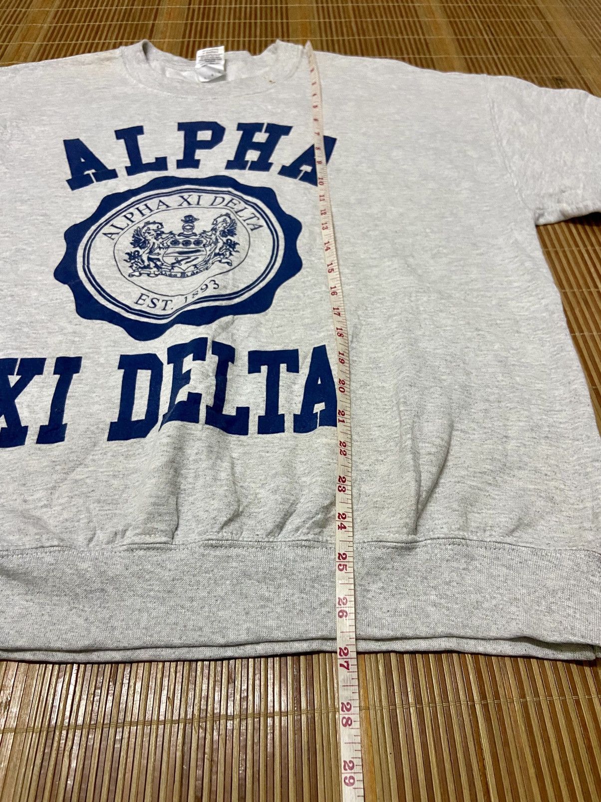 Other Alpha Xi Delta Sorority crewneck sweatshirt Size US L / EU 52-54 / 3 - 4 Thumbnail