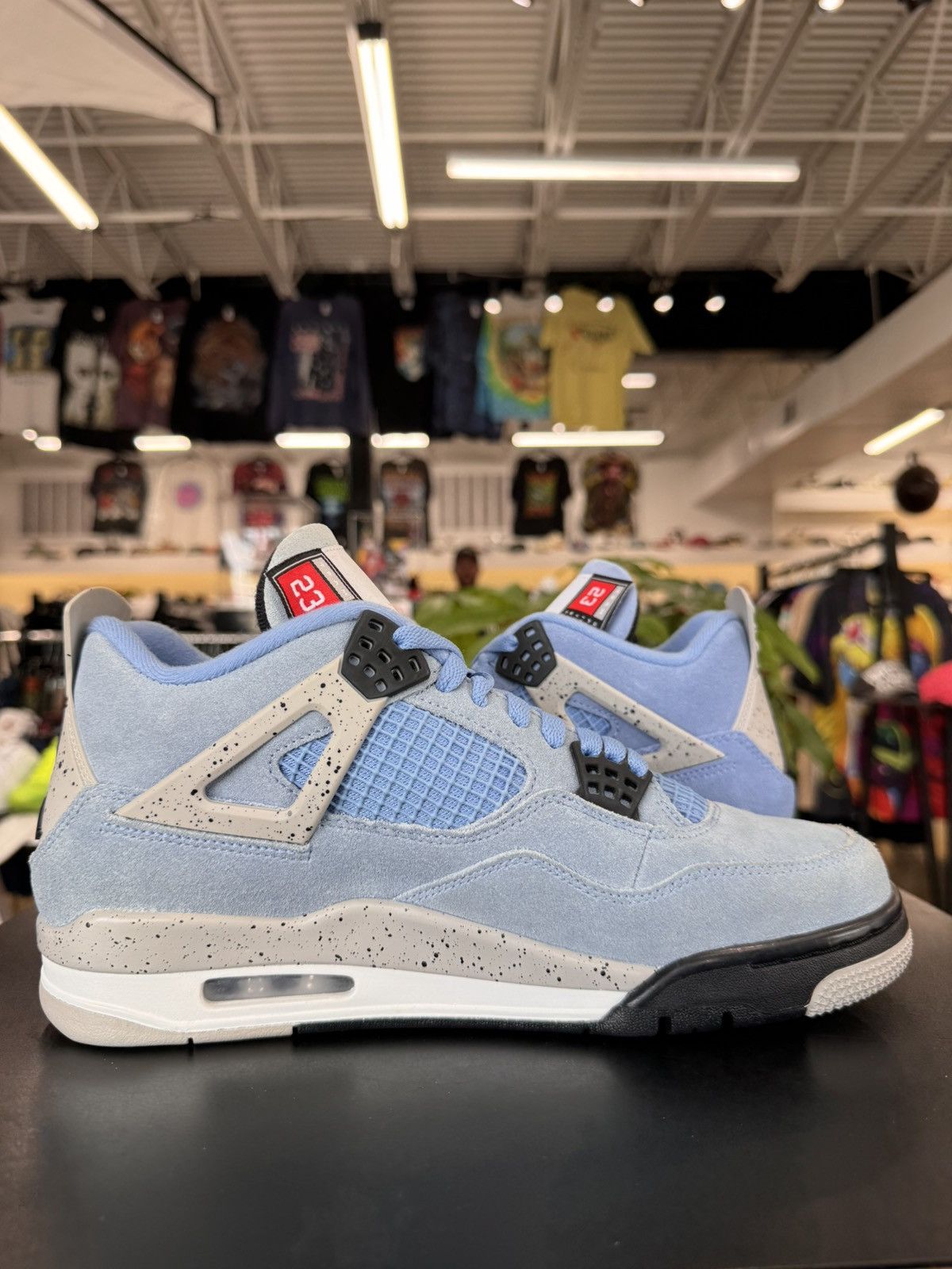 Jordan Brand Air Jordan 4 University Blue Size 9 (2021) Size US 9 / EU 42 - 3 Thumbnail