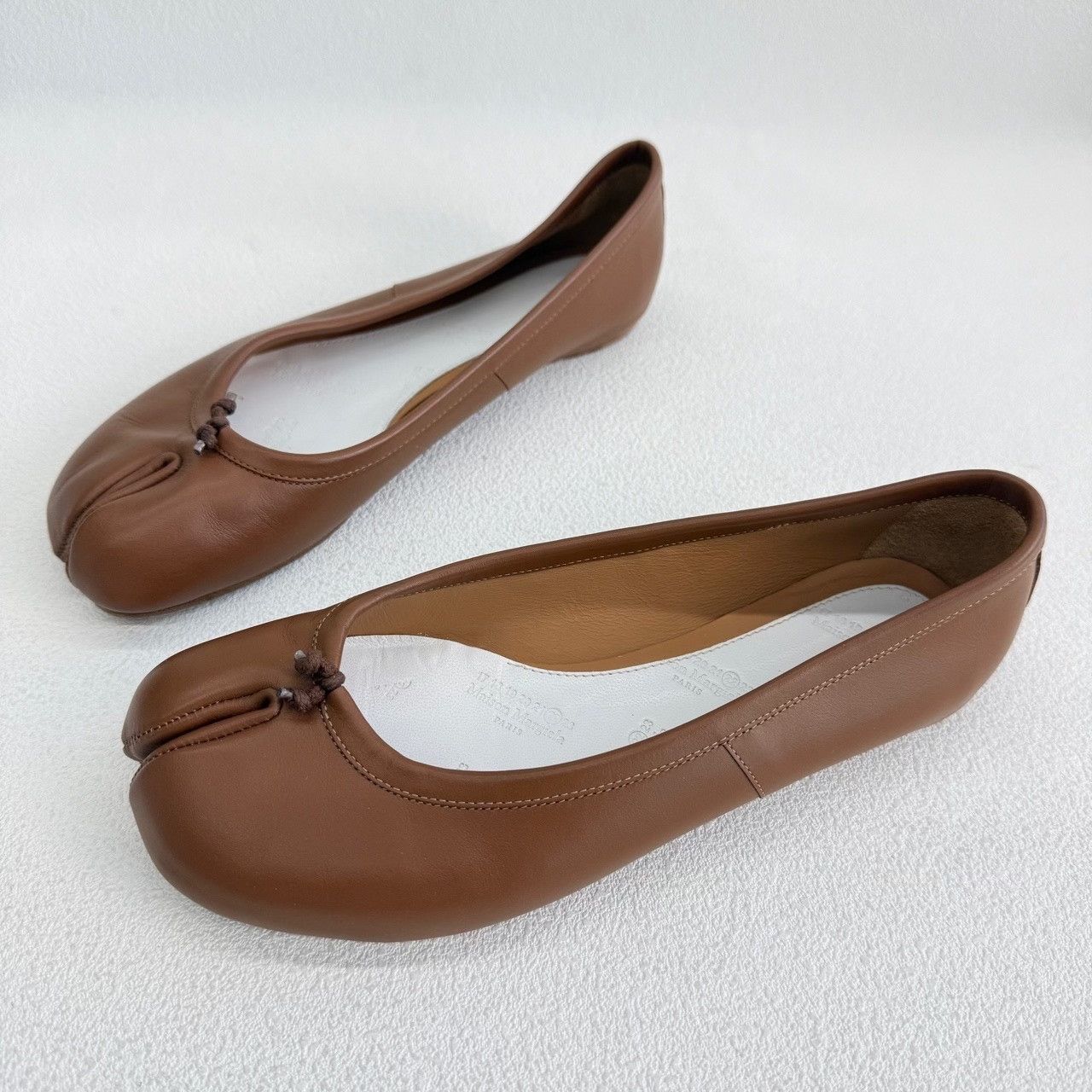 Maison Margiela Maison Margiela Leather Brown Lowtop Sneakers us_5 Women Size US 5 / IT 35 - 1 Thumbnail