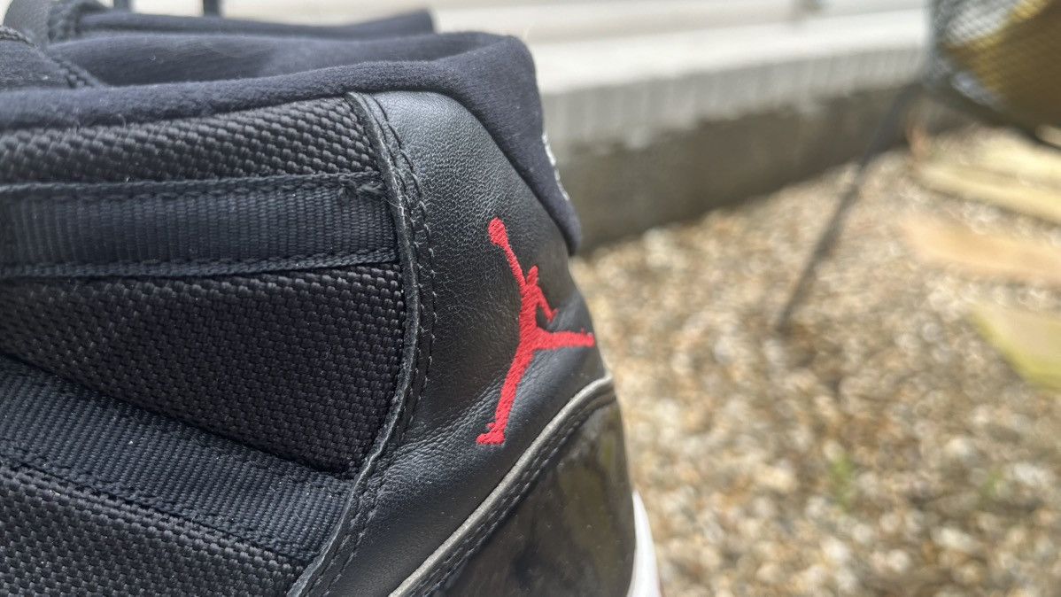 Jordan Brand Jordan 11 Bred-12.5 Size US 12.5 / EU 45-46 - 2 Thumbnail