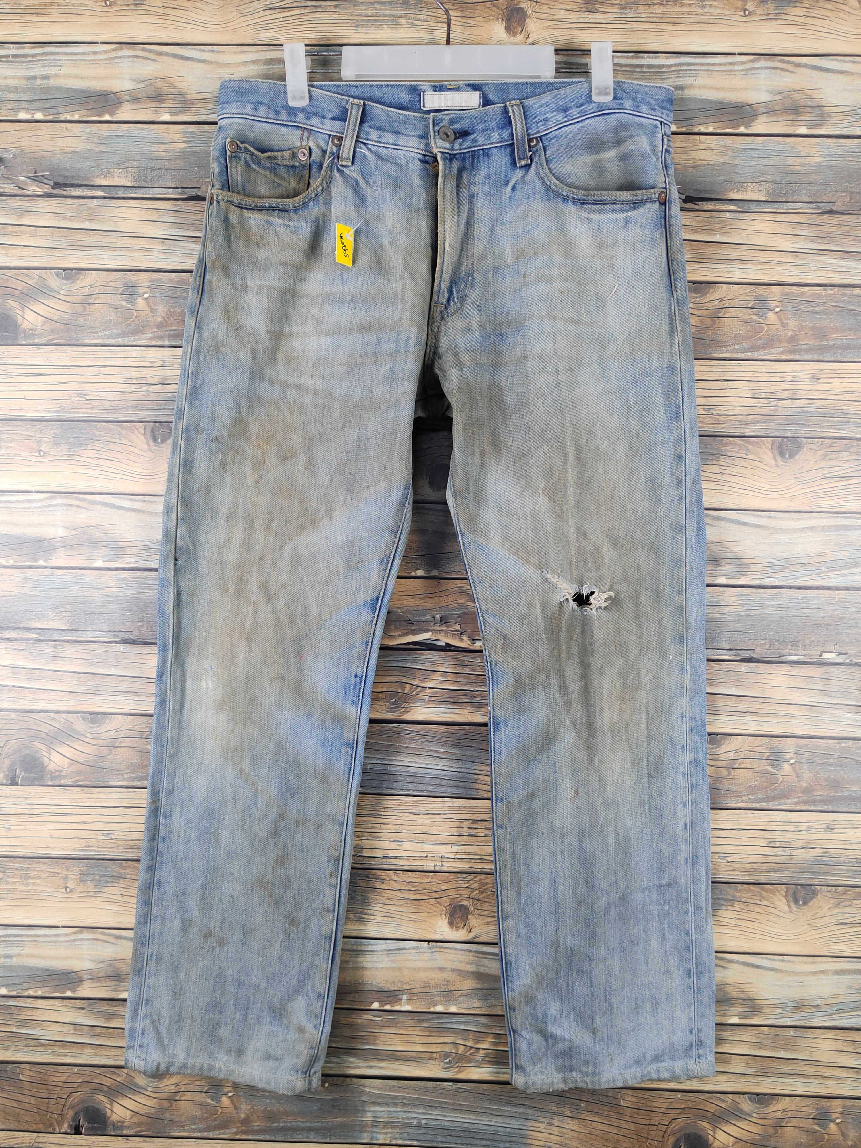 Japanese Brand Uniqlo Blue Faded Distressed Ripped denim Jeans #W2065 Size US 34 / EU 50 - 1 Thumbnail