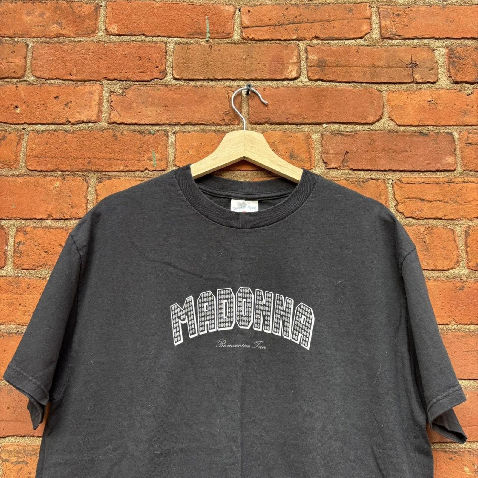 Other vintage Madonna reinvention tour t shirt 2004 L Size US L / EU 52-54 / 3 - 2 Thumbnail
