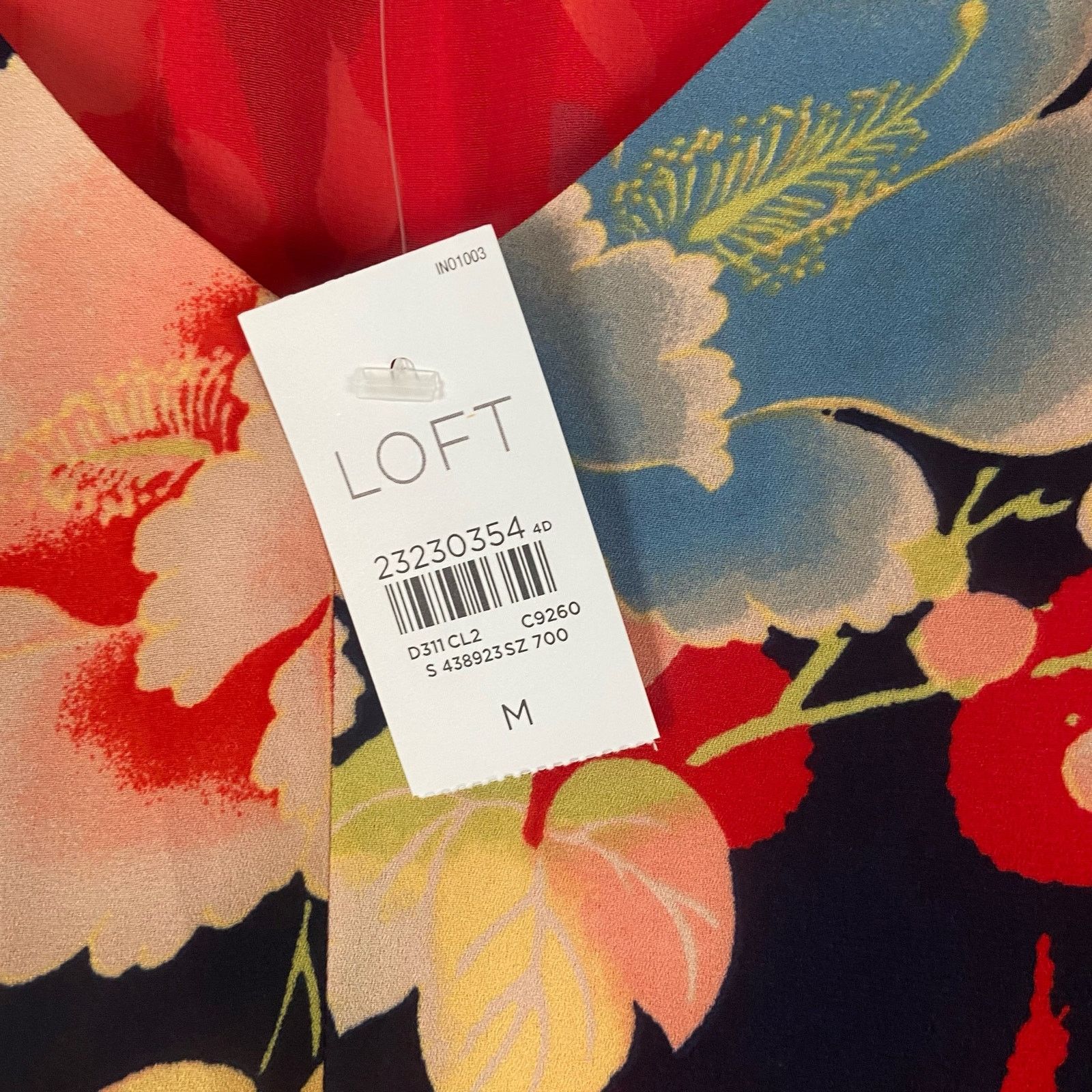 Loft NWT Loft Sleeveless Top Size Medium Size M / US 6-8 / IT 42-44 - 3 Thumbnail