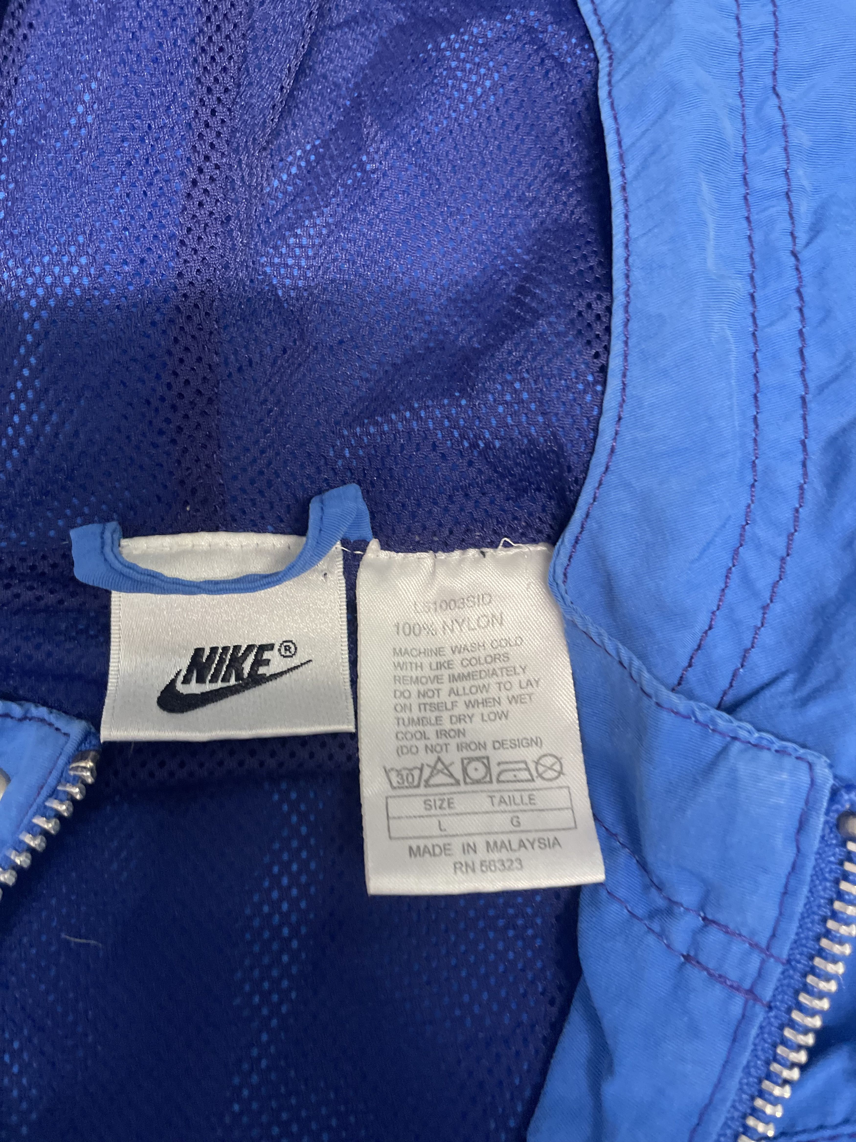 Nike × Vintage Vintage 90s boxy Nike Air Max2 light jacket windbreaker Size US L / EU 52-54 / 3 - 11 Thumbnail