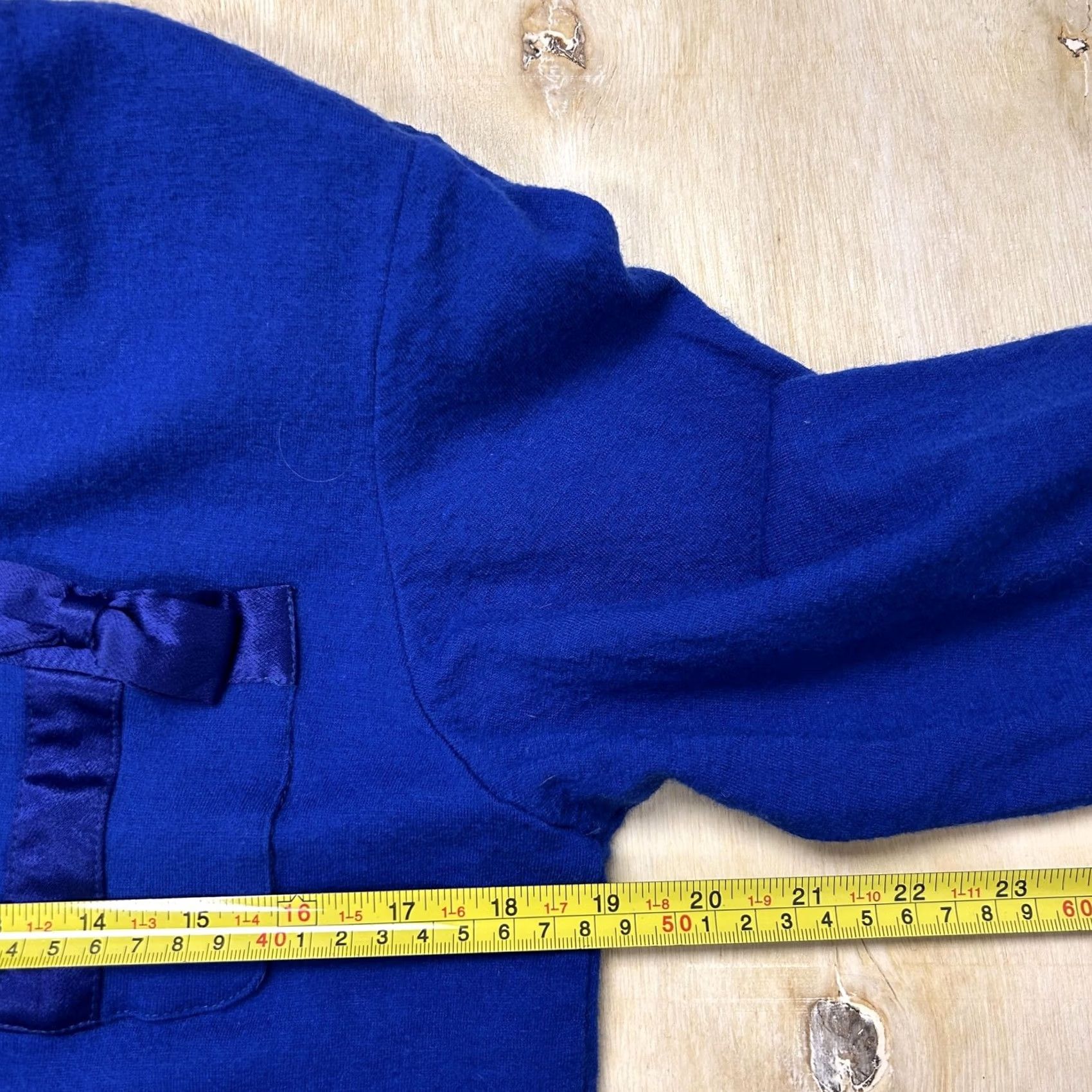 Vintage VINTAGE Carole Little Cardigan Women's 10 Blue Wool Rayon V-Neck Satin Bow Trim Cardigan Sweater 3/4 Sleeve" Size L / US 10 / IT 46 - 3 Thumbnail