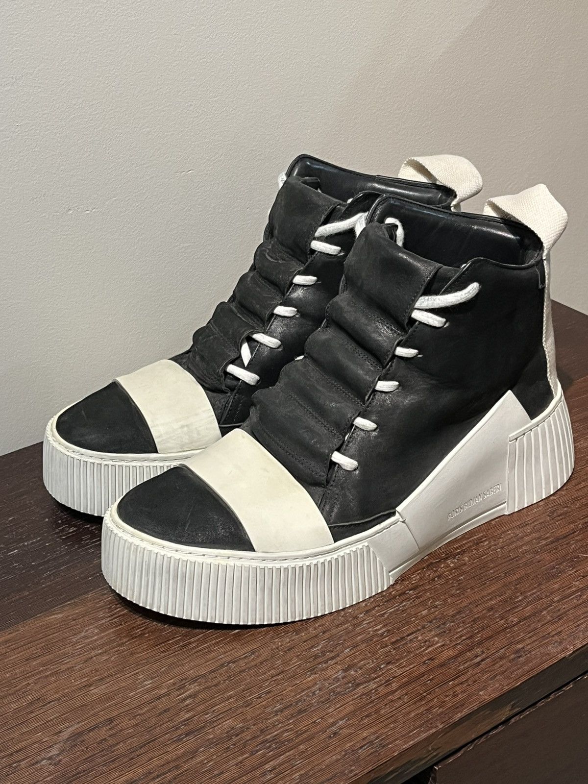 Boris Bidjan Saberi Boris Bidjan Saberi Bamba Size US 9 / EU 42 - 1 Thumbnail