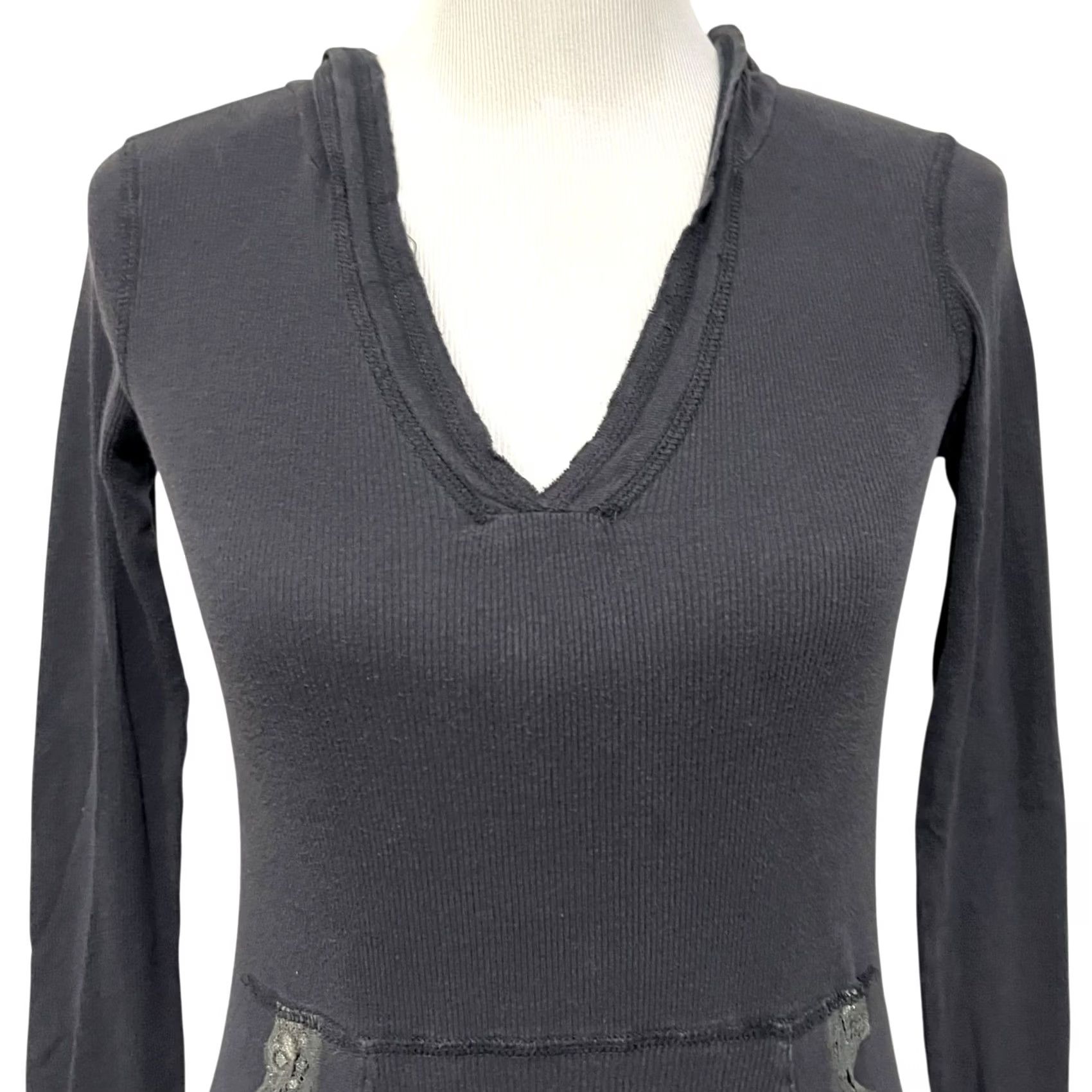 L.E.I. VINTAGE LEI Hoodie Top Pullover Tunic Gray 100% Cotton Size Large Women's Casual Y2K Lace Pocket Distressed Size L / US 10 / IT 46 - 3 Thumbnail