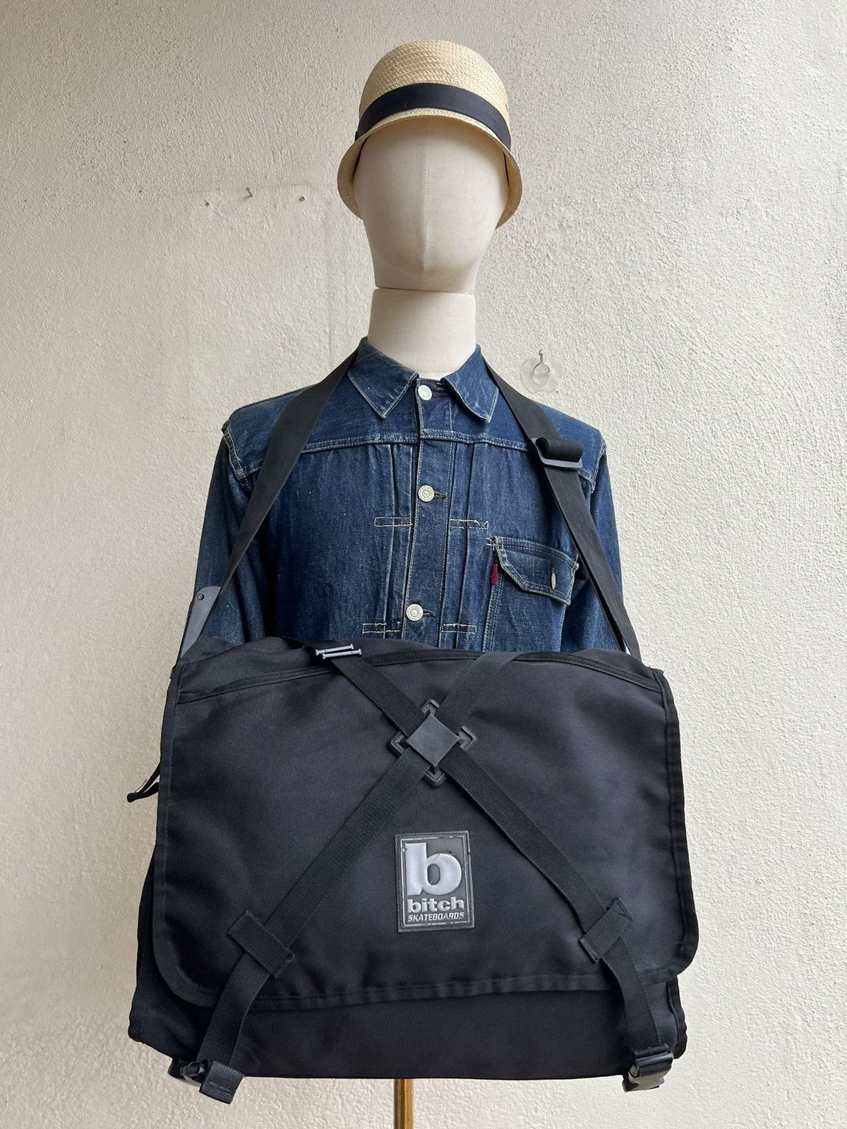 Vintage RARE! Vintage 90s Bitch Skateboards Large Messenger Bag Size ONE SIZE - 7 Thumbnail