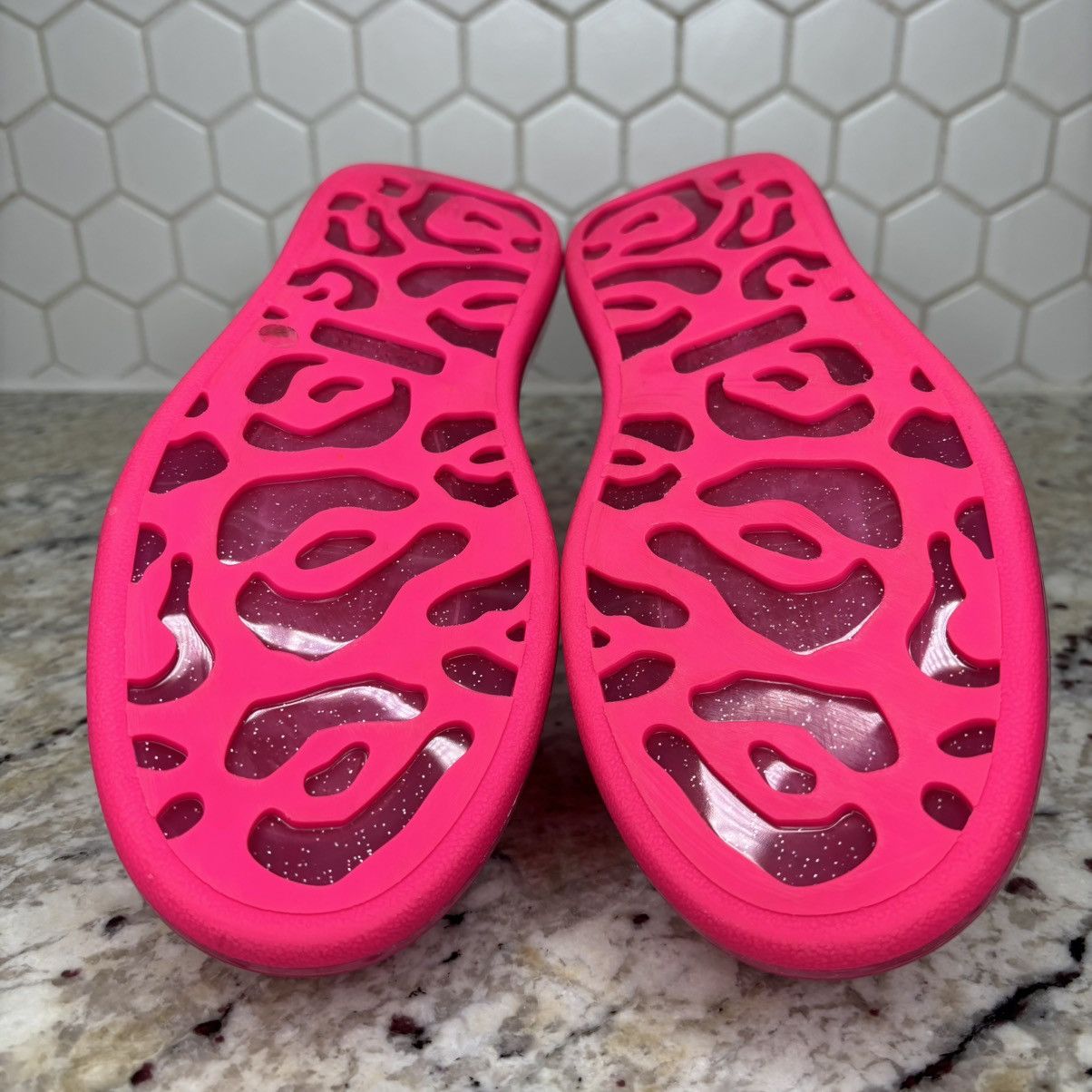 Alexander McQueen Size 6.5-Alexander McQueen Oversized Bright PinkGlitter used Size US 6.5 / EU 39-40 - 9 Thumbnail