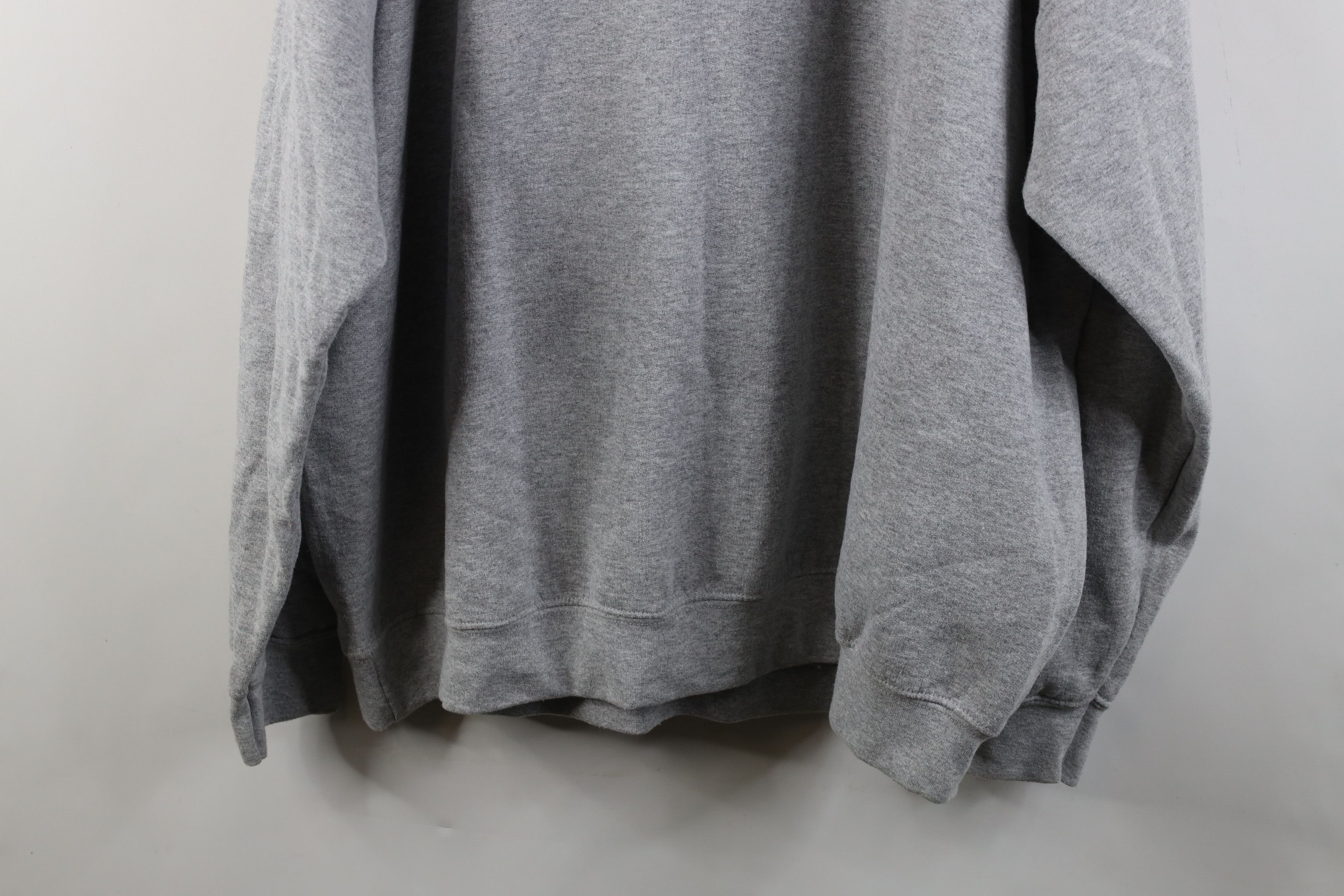 Disney Disney Spell 2020 Walt Disney World Crewneck Sweatshirt Gray Size US XXL / EU 58 / 5 - 14 Thumbnail
