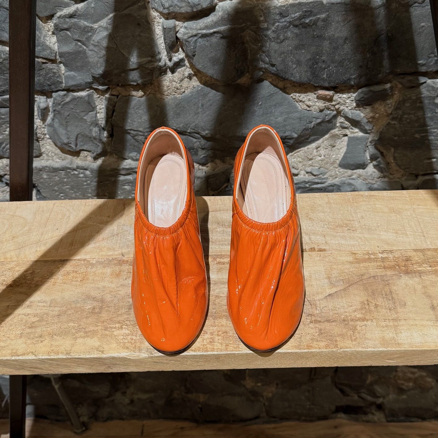Celine Céline 2017 High Throat 90 Orange Patent Leather Pumps Size US 5 / IT 35 - 3 Thumbnail