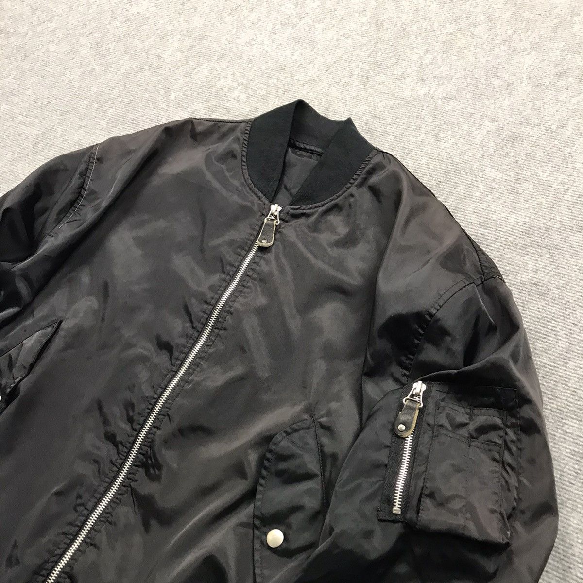 Japanese Brand BOMBER OVER CAR DESIGN LIGHT JACKET Size US M / EU 48-50 / 2 - 3 Thumbnail
