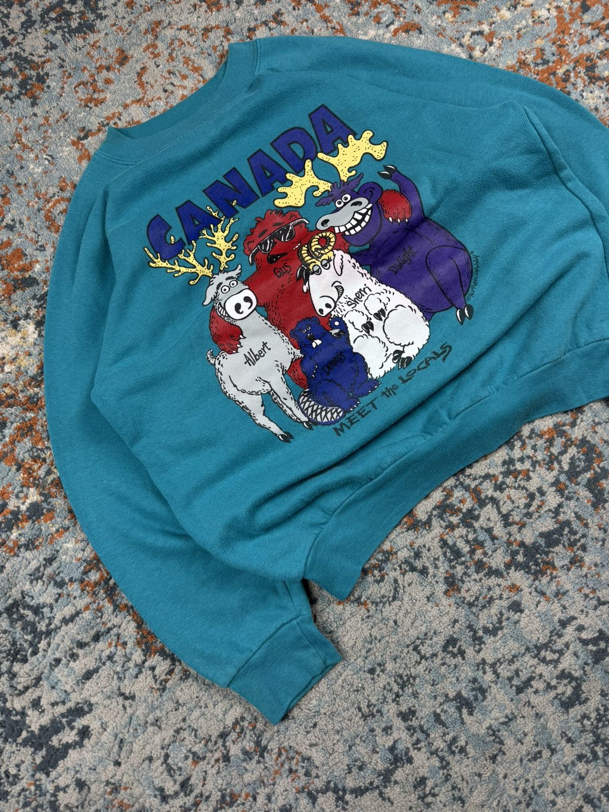 Vintage Vintage 90s meet the locals Canada graphic sweatshirt Size US S / EU 44-46 / 1 - 2 Thumbnail