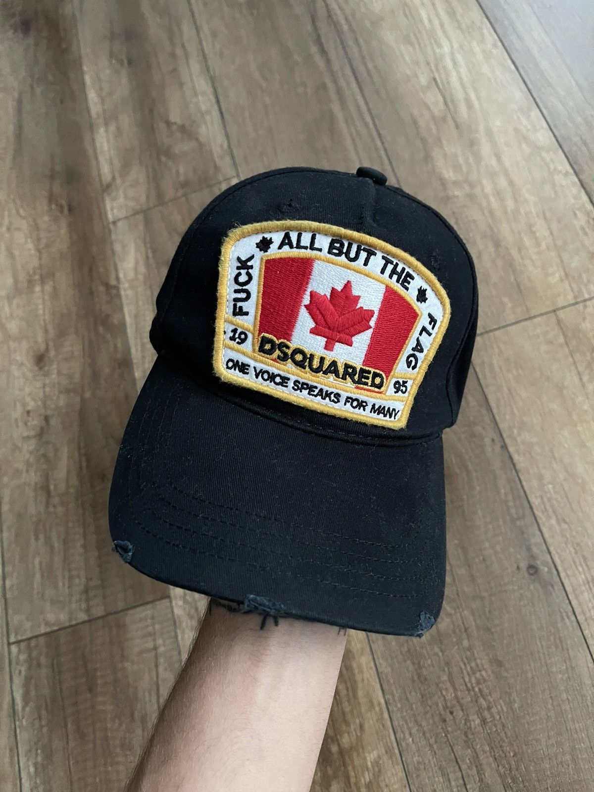 Dsquared2 DSQ2 Cap Hat Canada Vintage Accessories