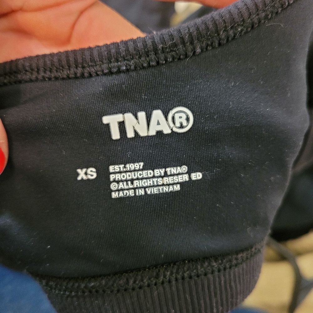 TNA TNA Aritzia XS Black Ribbed Tank Bralette Sports Bra Active Size XS / US 0-2 / IT 36-38 - 3 Thumbnail