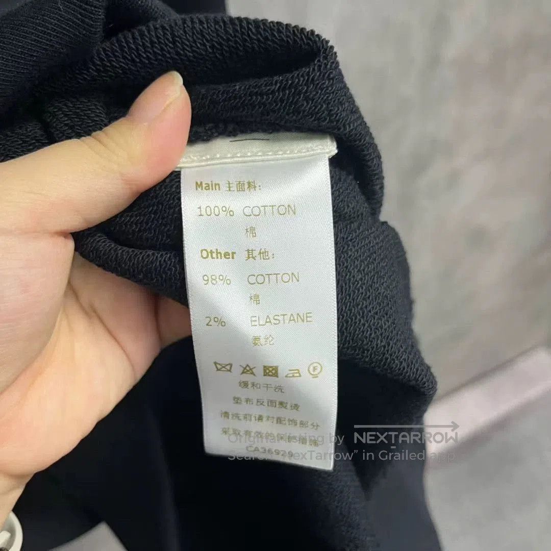 Louis Vuitton black graphic hoodie with zip design. Size US M / EU 48-50 / 2 - 4 Thumbnail