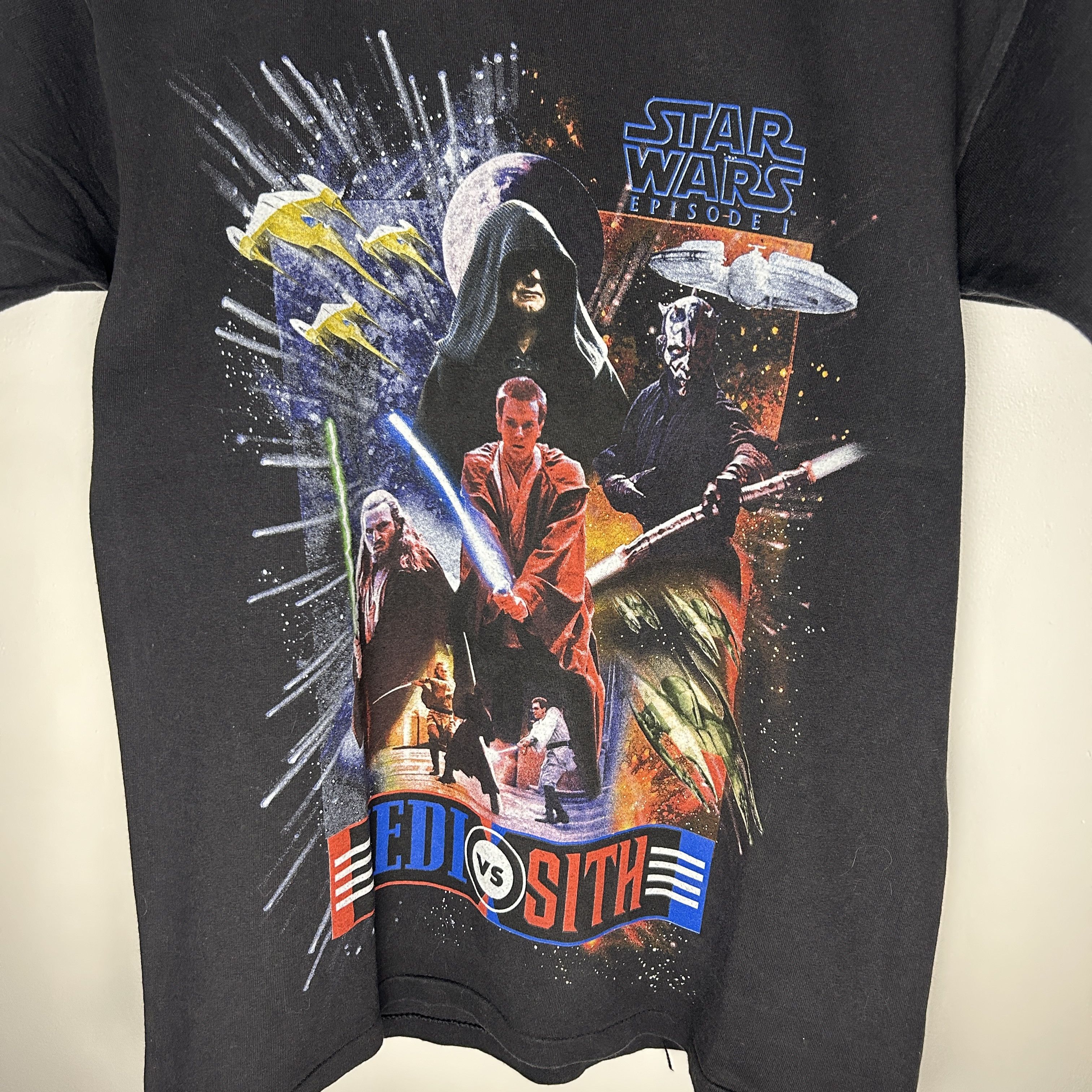 Star Wars Vintage Star Wars Jedi vs Sith 90’s Movie T-shirt Size US L / EU 52-54 / 3 - 3 Thumbnail