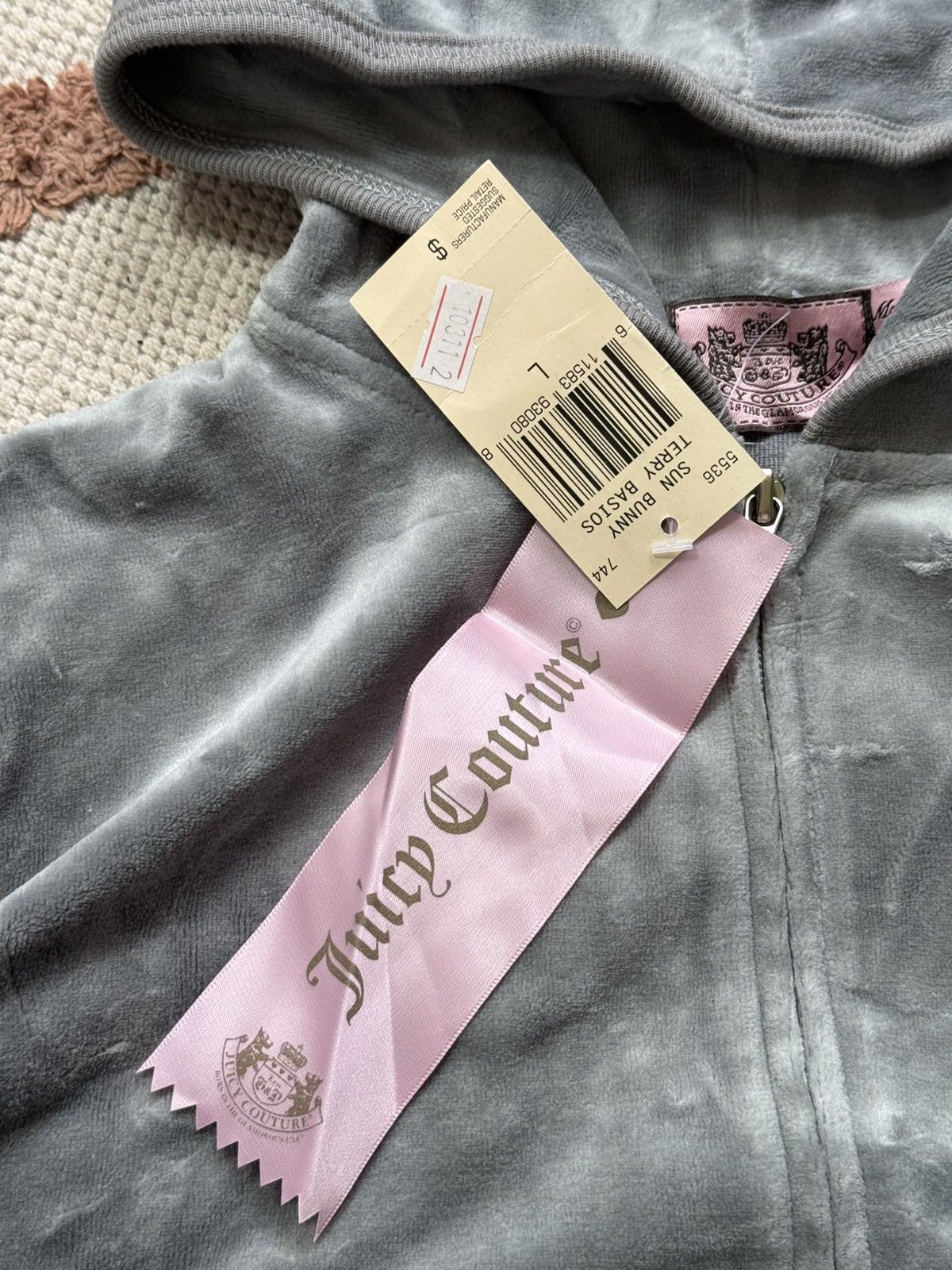 Juicy Couture VINTAGE JUICY COUTURE VELOUR 2000s TRACKSUIT Size M / US 6-8 / IT 42-44 - 6 Thumbnail