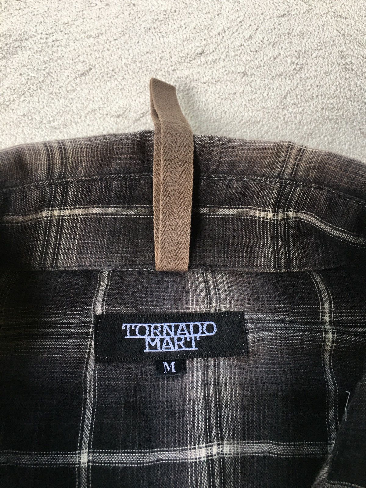 Tornado Mart Tornado Mart Button ups Size US M / EU 48-50 / 2 - 5 Thumbnail