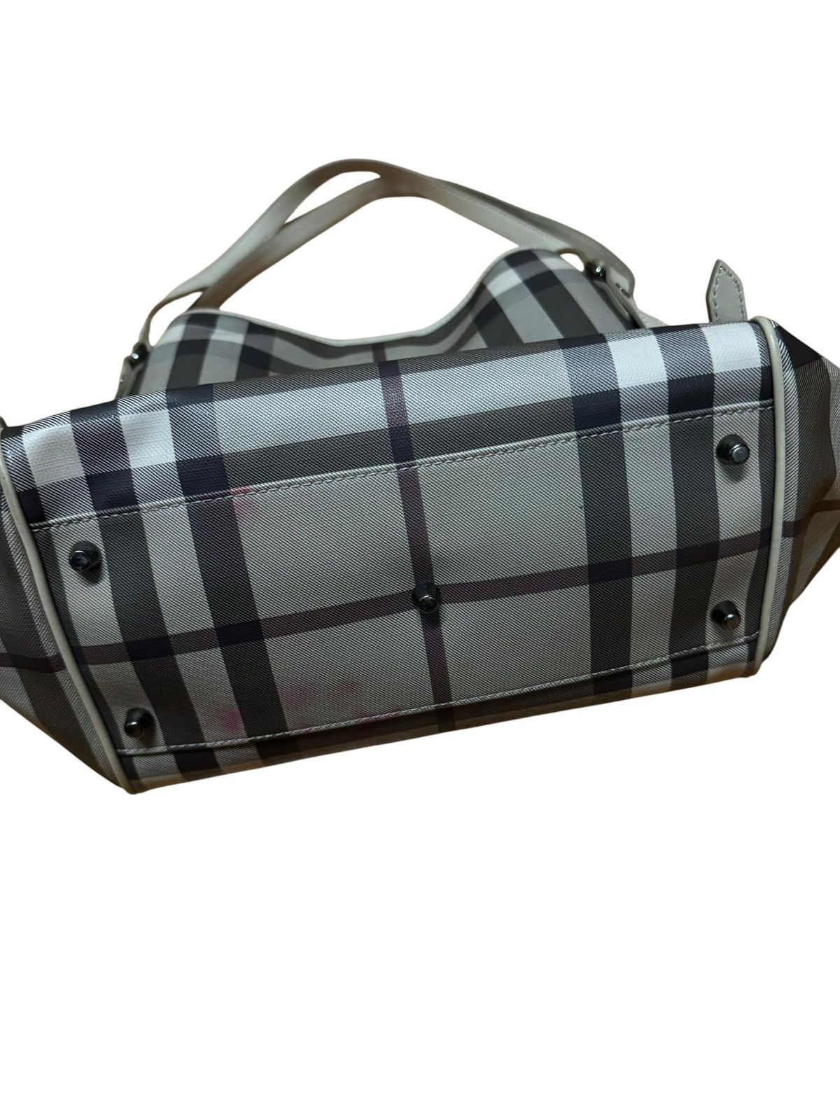 Burberry Burberry Smoke Grey Haymarket Novacheck Tote Bag Size ONE SIZE - 9 Thumbnail