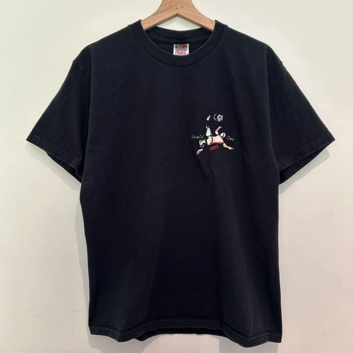 Other Vintage 2002 World Cup Korea Japan Black Tee Size US L / EU 52-54 / 3 - 2 Thumbnail