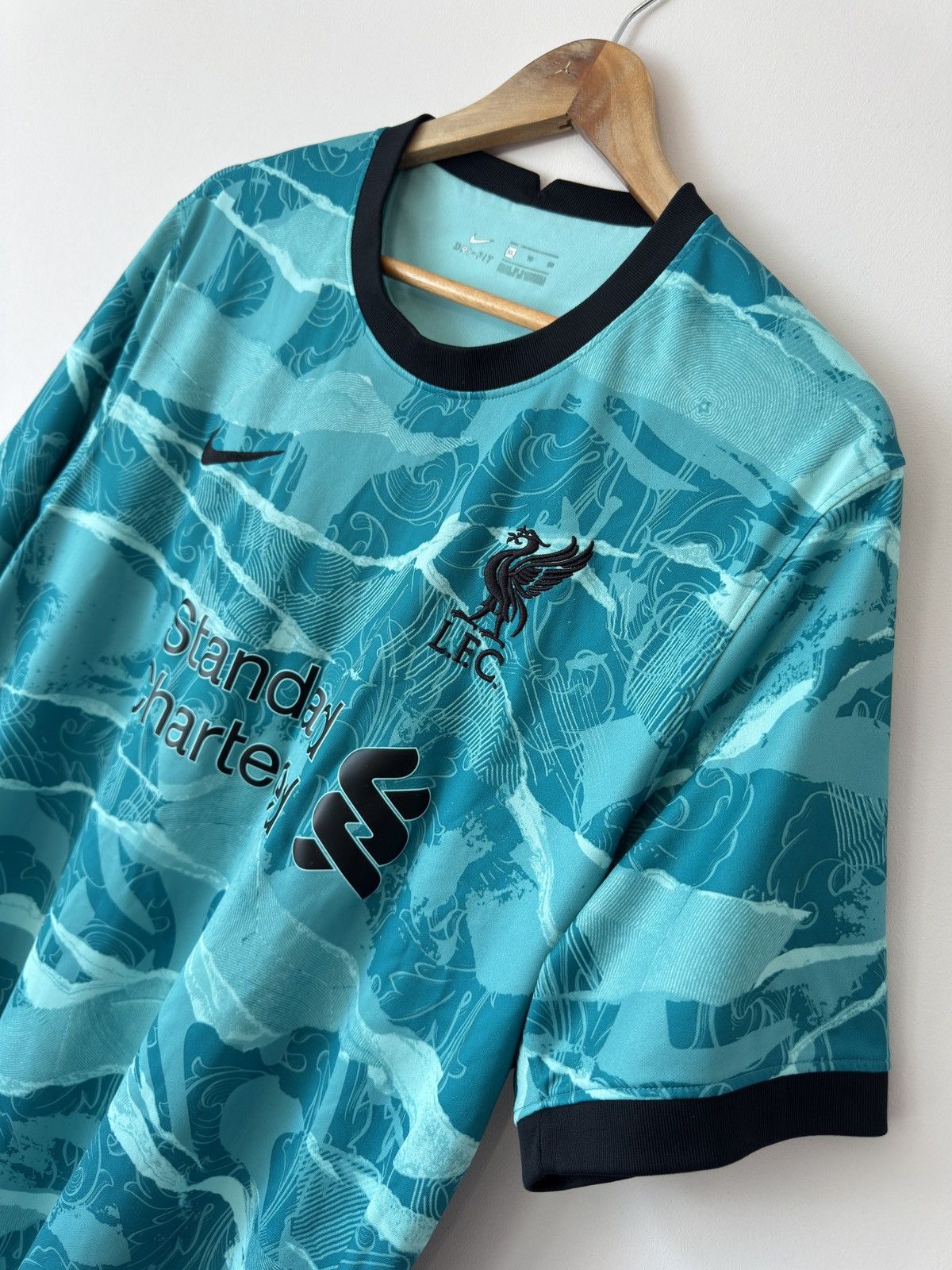 Nike Liverpool 2020-2021 Away Soccer Jersey Football Shirt Kit Size US XL / EU 56 / 4 - 5 Thumbnail