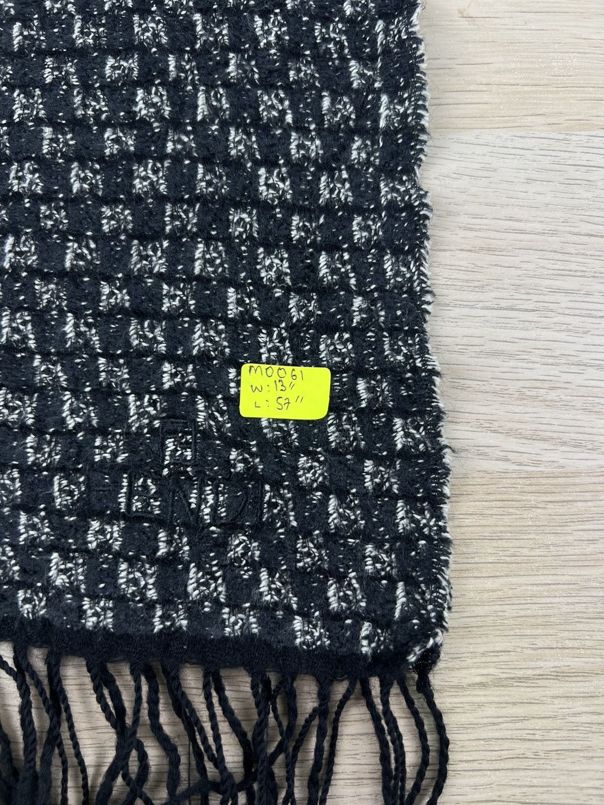 Fendi Fendi Scarf / Muffler / Neckwear M061 Size ONE SIZE - 6 Thumbnail