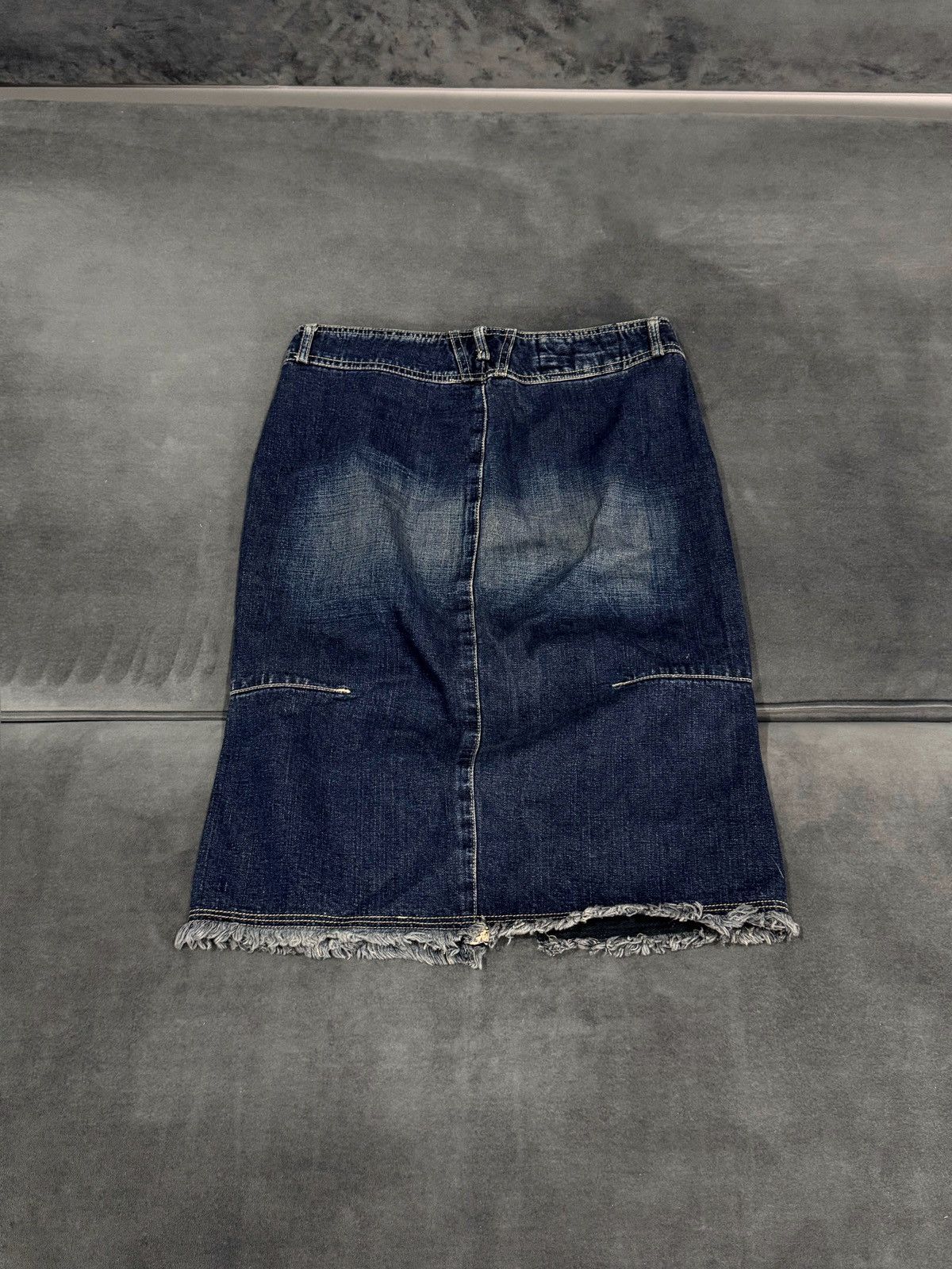 Marithe + Francois Girbaud Marithe Francois Girbaud Glamour Denim Mini Skirt Size 26" / US 2 / IT 38 - 2 Thumbnail