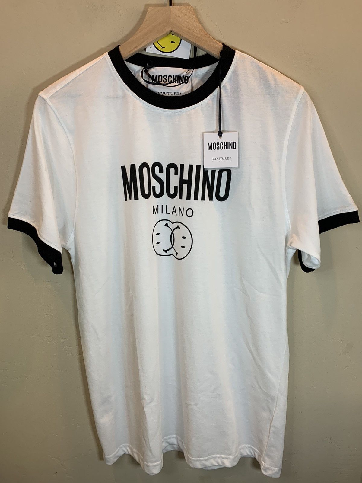 Designer × Moschino *RARE* New Moschino Couture Milano x Smiley Art T-Shirt - 48 Size US M / EU 48-50 / 2 - 1 Thumbnail