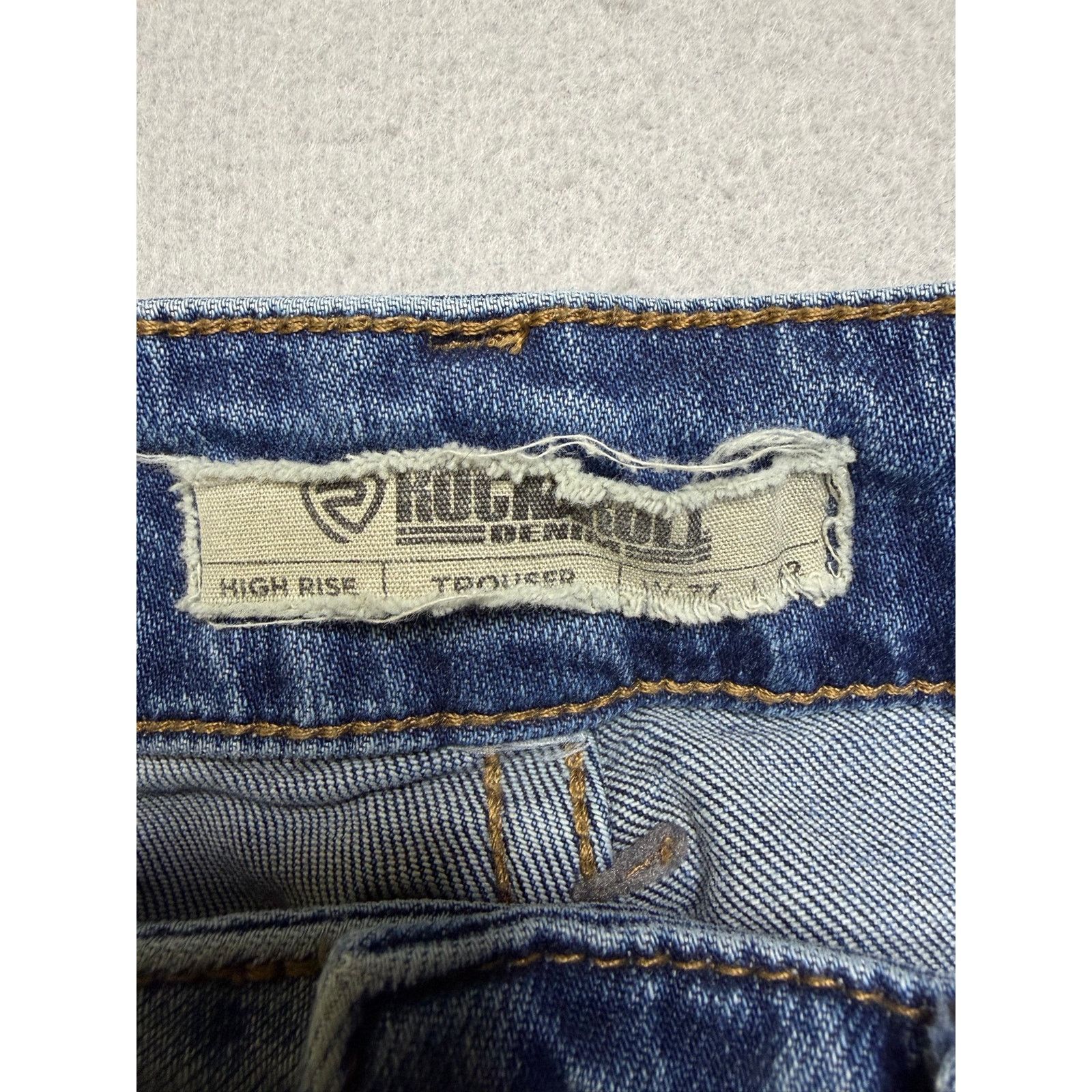 Rock & Republic Rock & Roll Denim High Rise Trouser Jeans Womens 27x30 Size 27" / US 4 / IT 40 - 4 Thumbnail