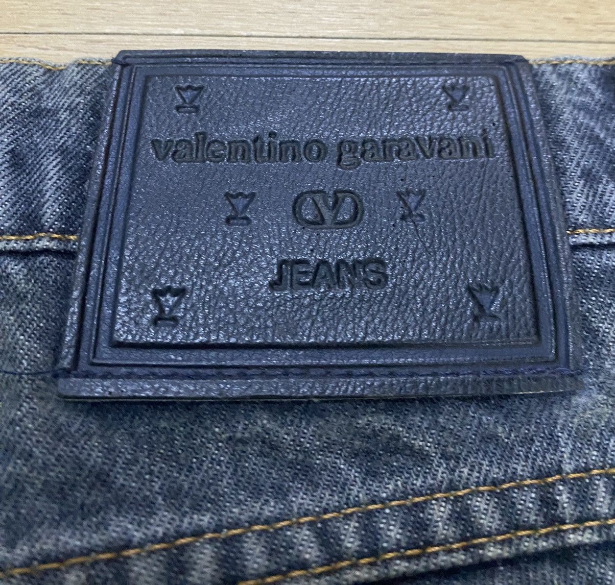 Valentino Valentino Garavani italian luxury Fashion Jeans 👖 Size US 32 / EU 48 - 2 Thumbnail