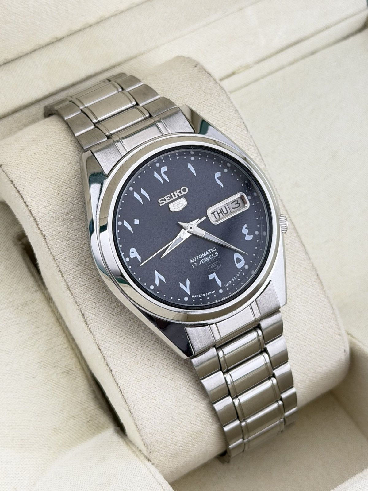 Seiko Unique Seiko 5 Automatic 7009-3111 Men